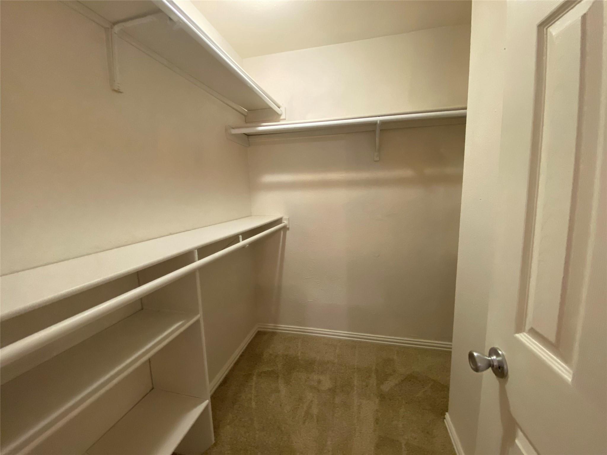 1516 Lisa Dr #b Property Photo 15