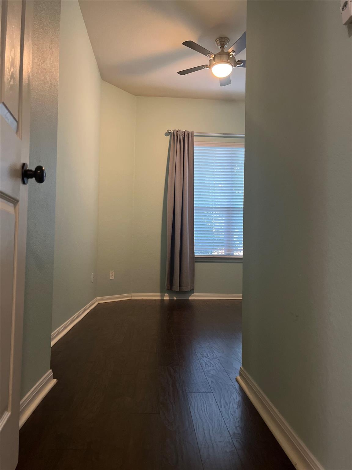 600 Spanish Oak Ter Property Photo 4