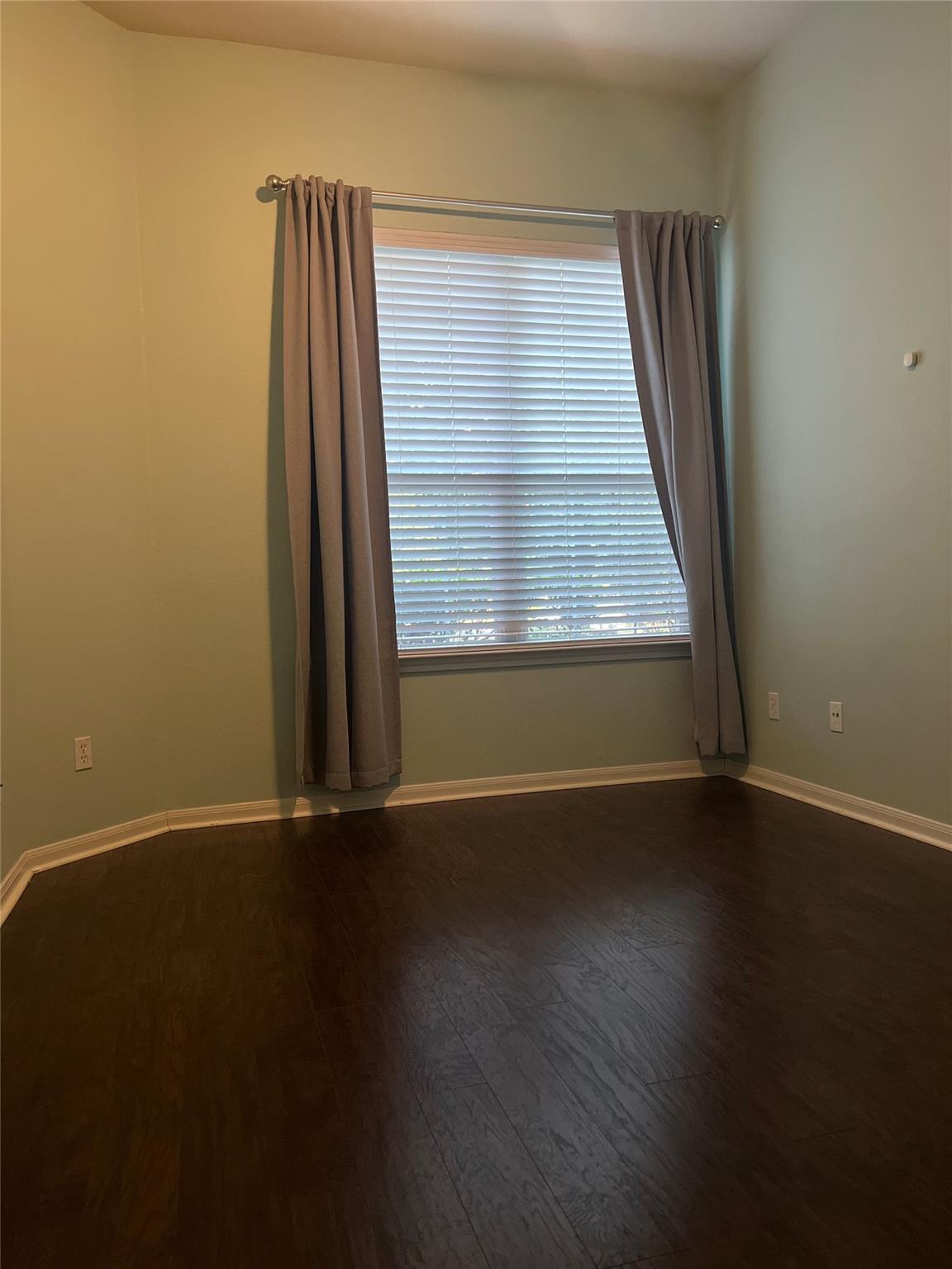 600 Spanish Oak Ter Property Photo 5