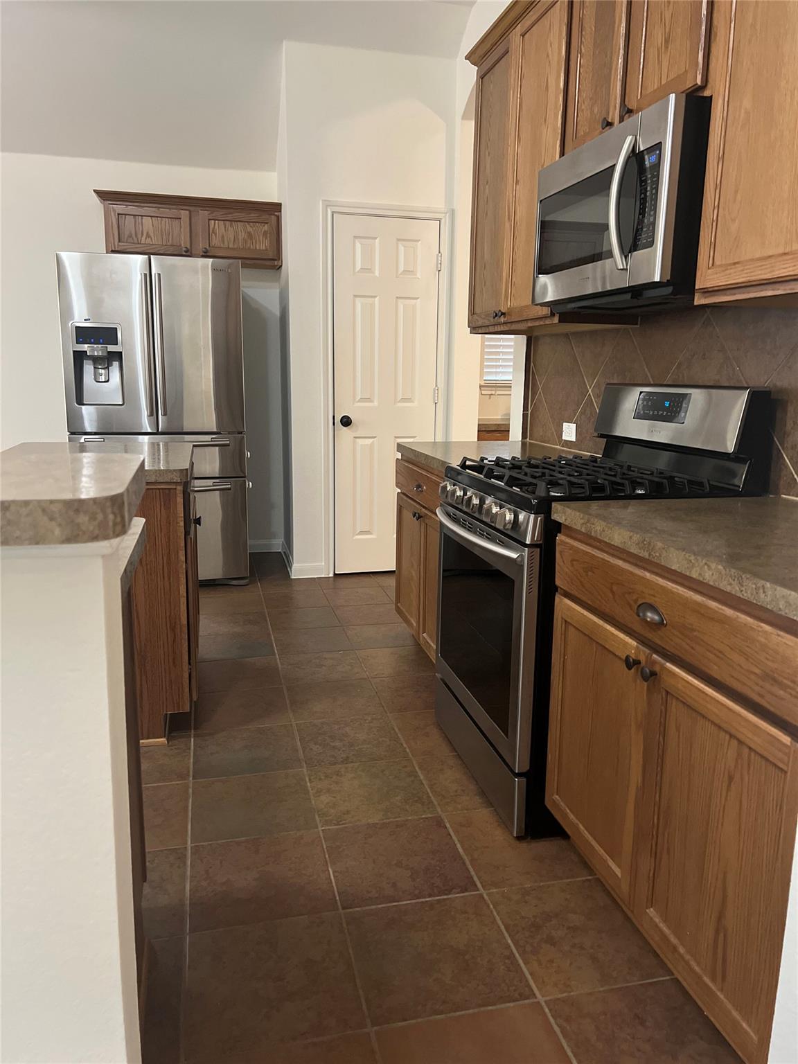 600 Spanish Oak Ter Property Photo 13