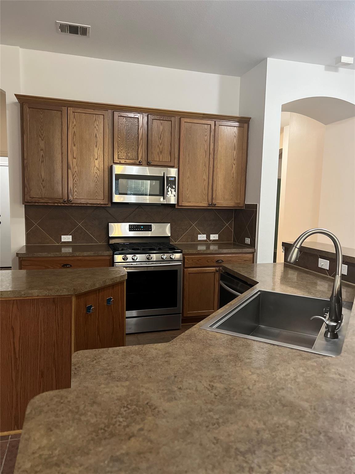 600 Spanish Oak Ter Property Photo 14