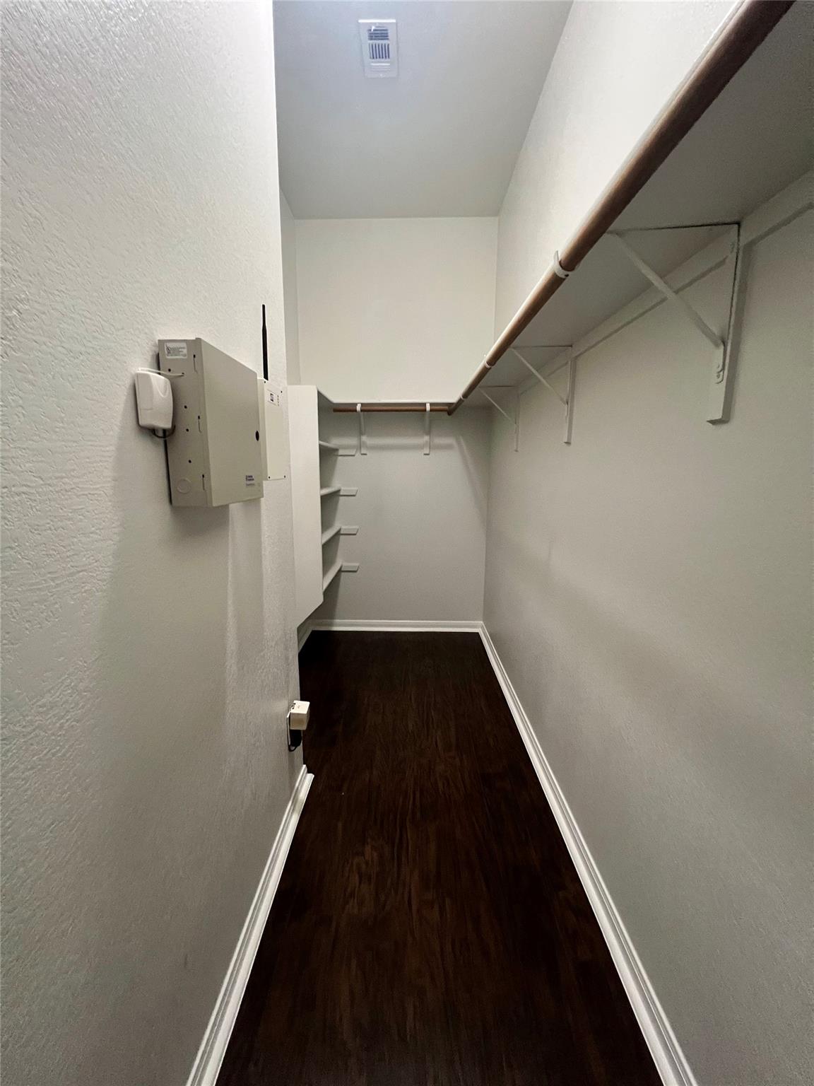600 Spanish Oak Ter Property Photo 19