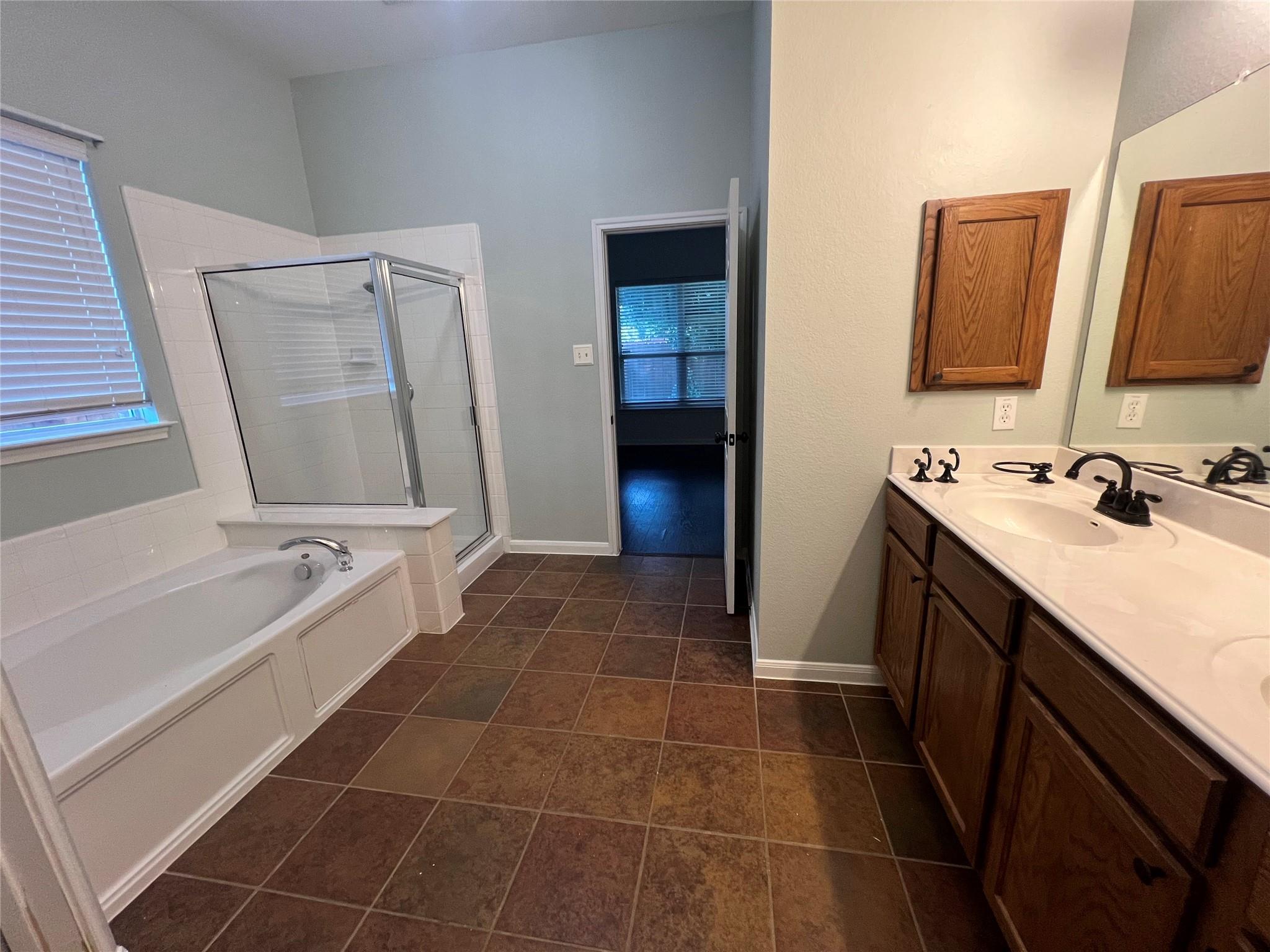 600 Spanish Oak Ter Property Photo 21