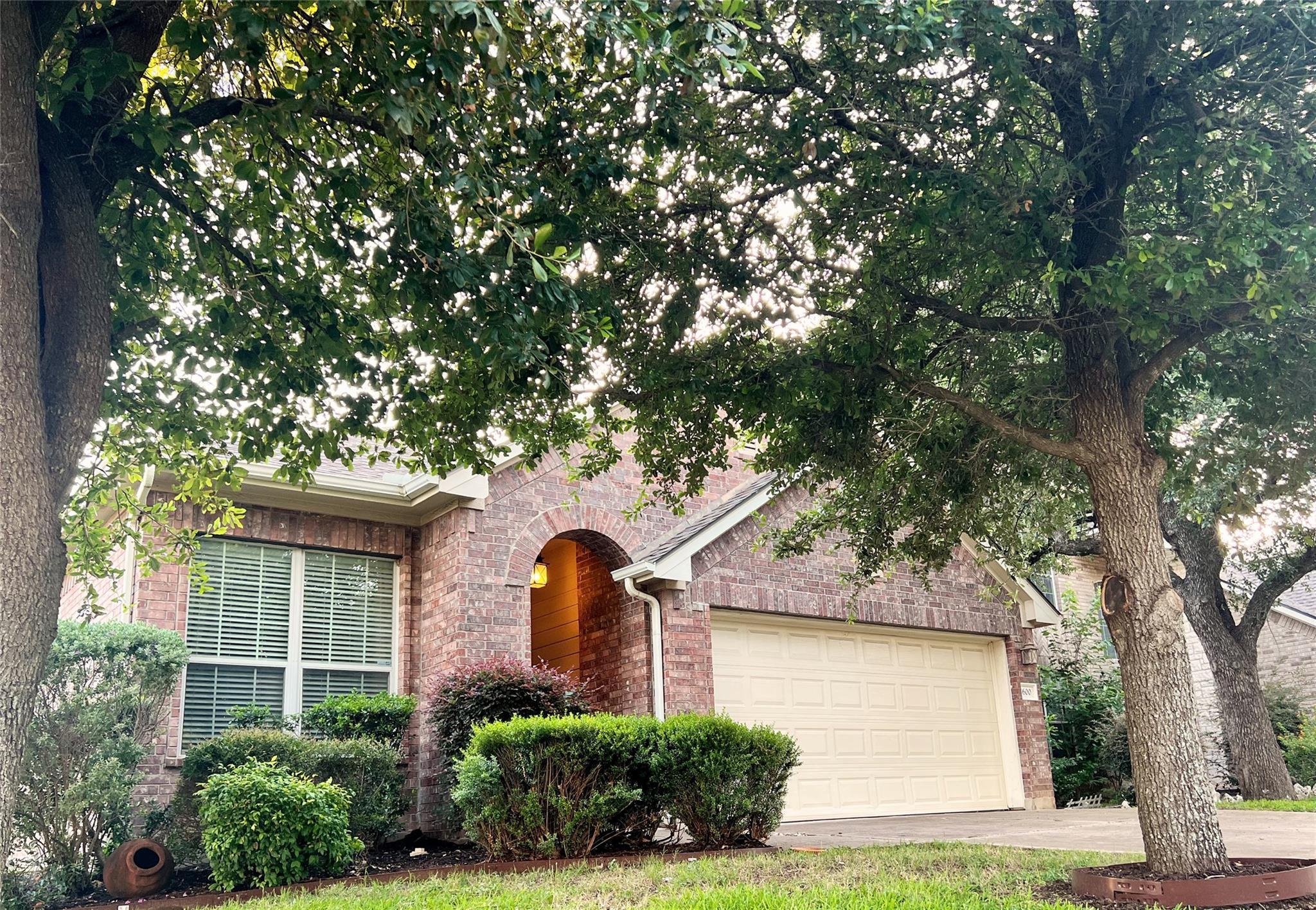 600 Spanish Oak Ter Property Photo 32
