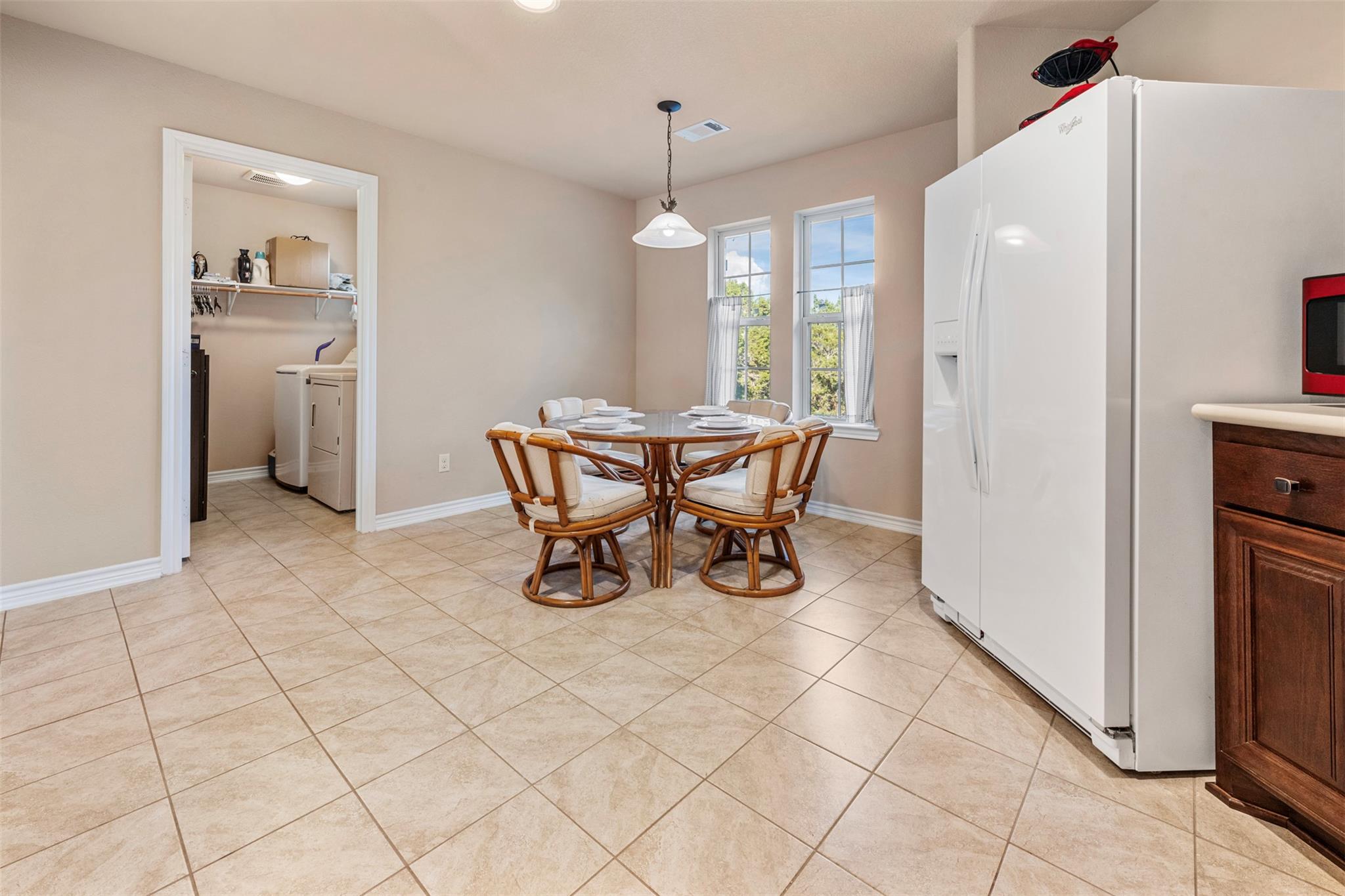 1135 Twisted Oak Ct Property Photo 15