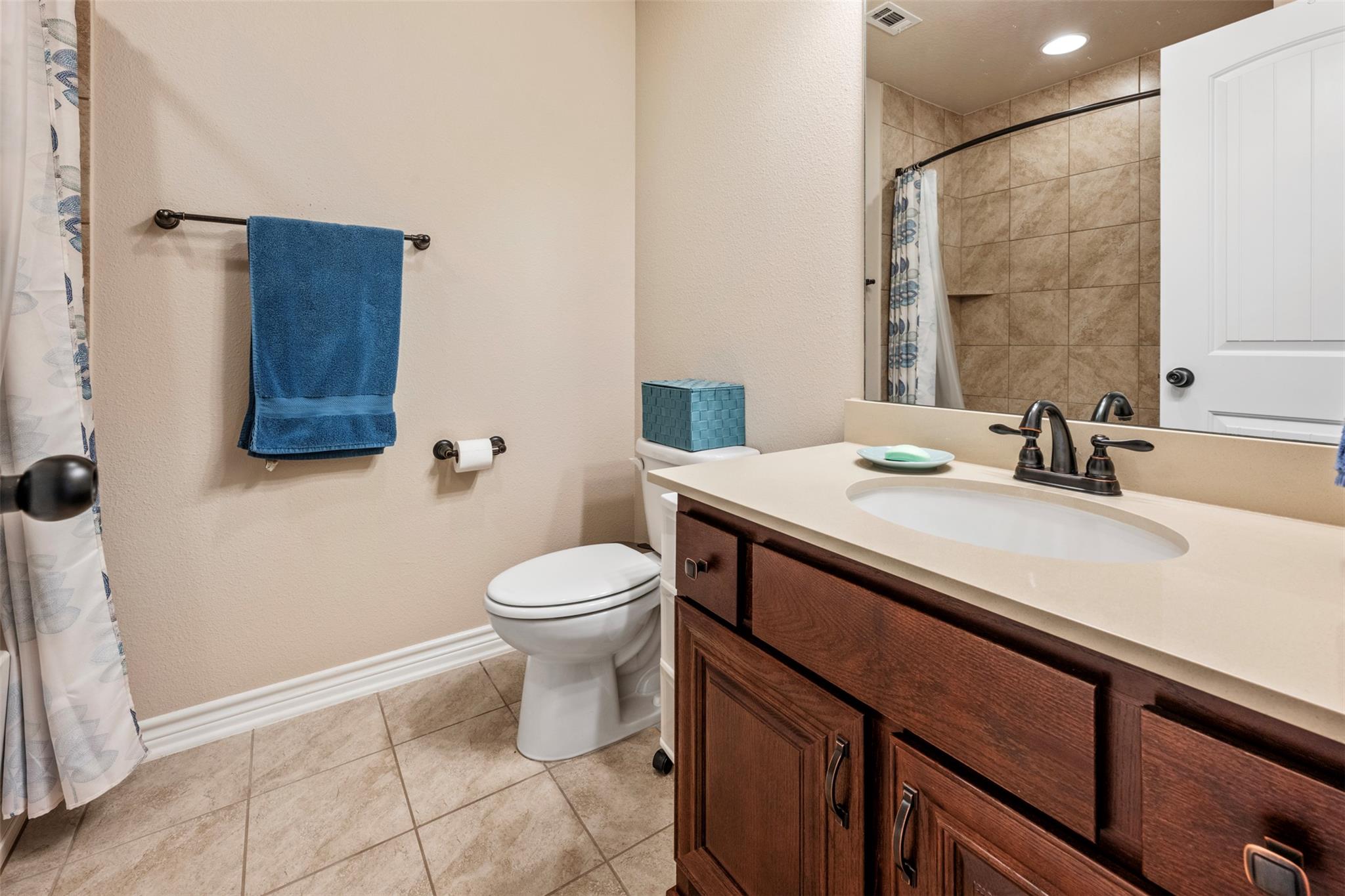 1135 Twisted Oak Ct Property Photo 27