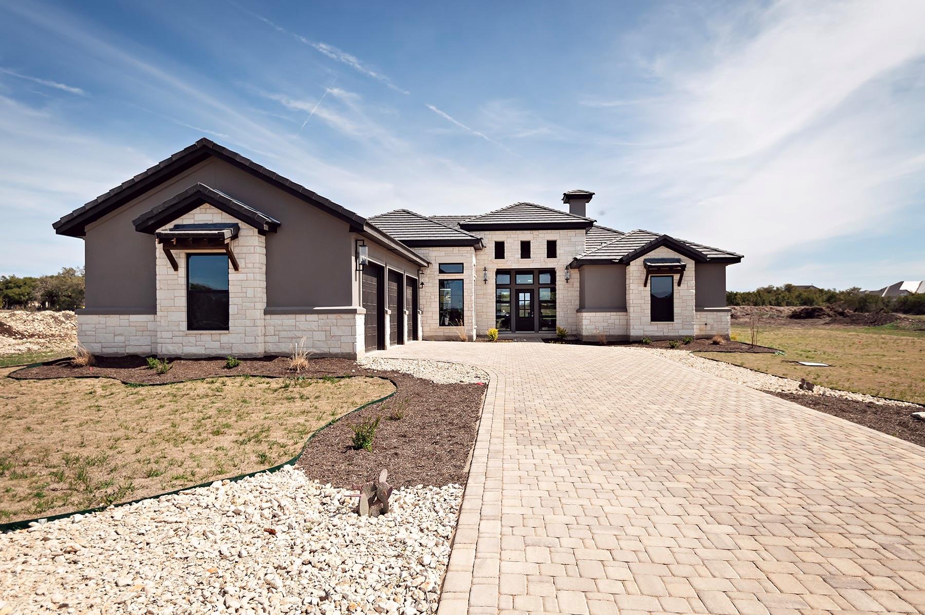 212 Saddle Springs Dr Property Photo 1