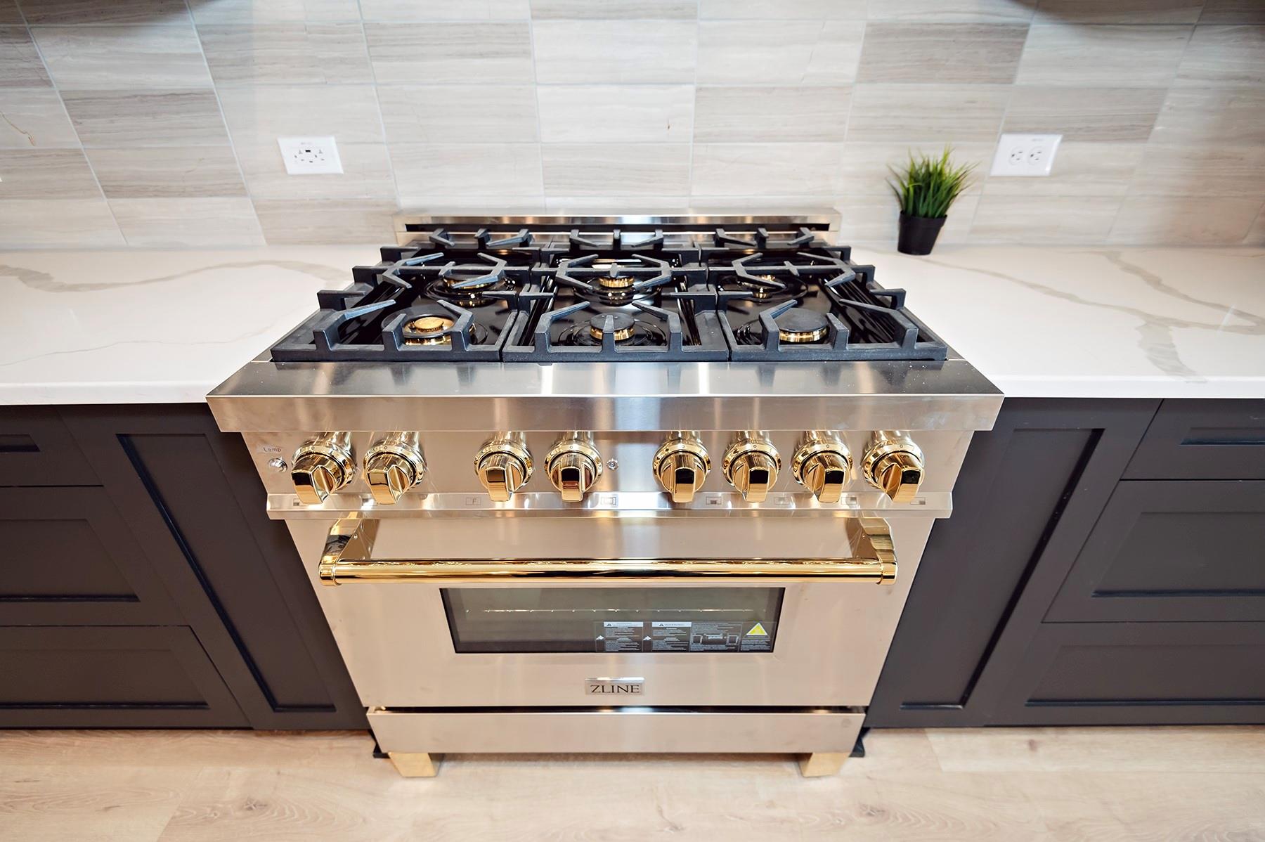 212 Saddle Springs Dr Property Photo 10