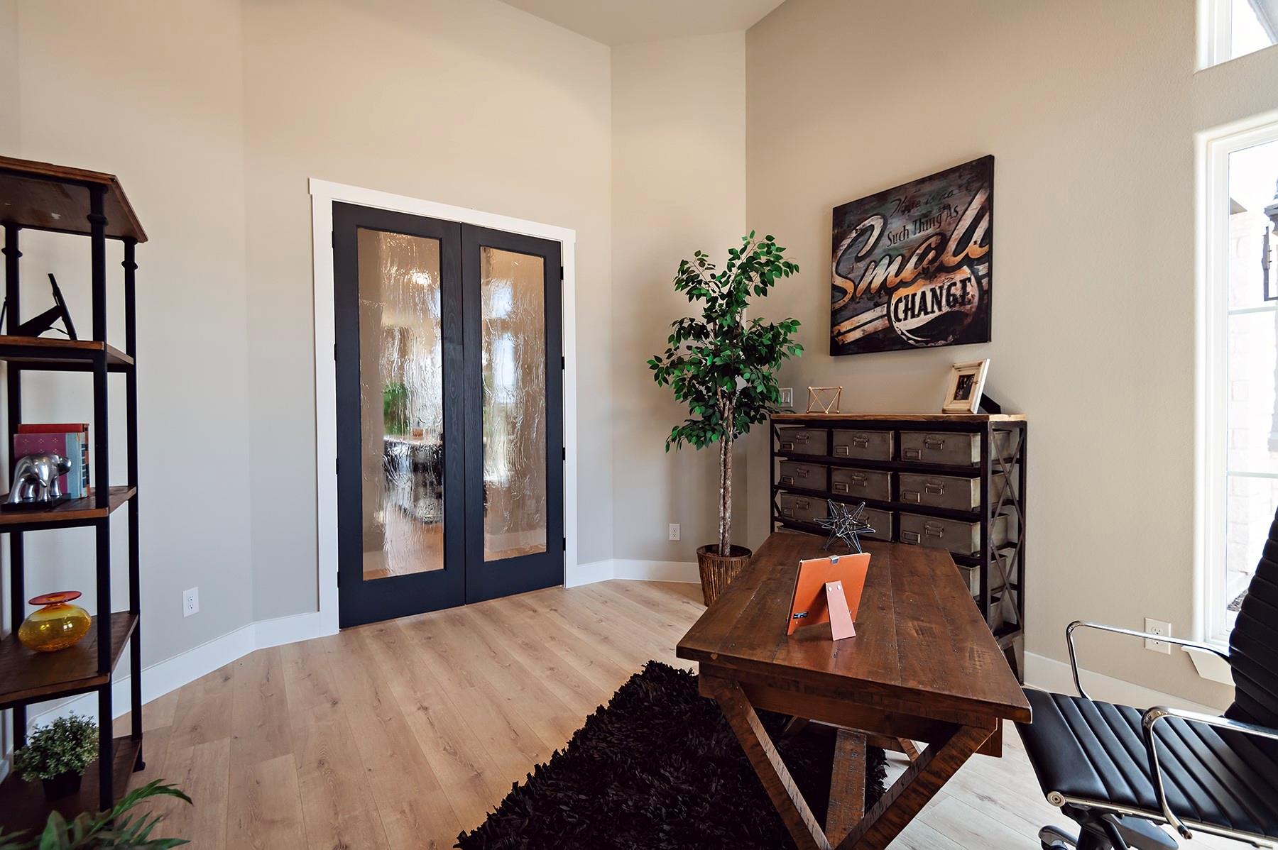 212 Saddle Springs Dr Property Photo 15