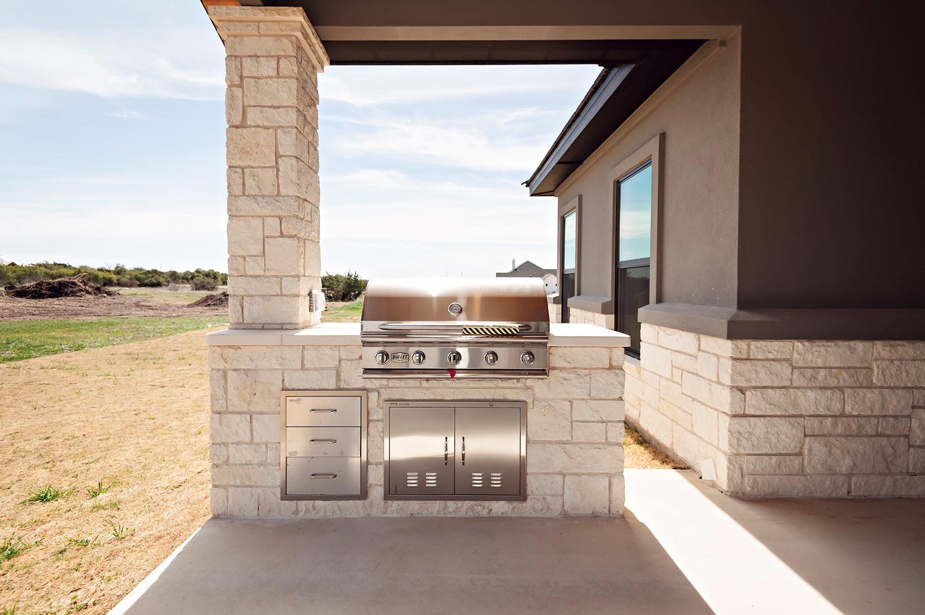 212 Saddle Springs Dr Property Photo 33