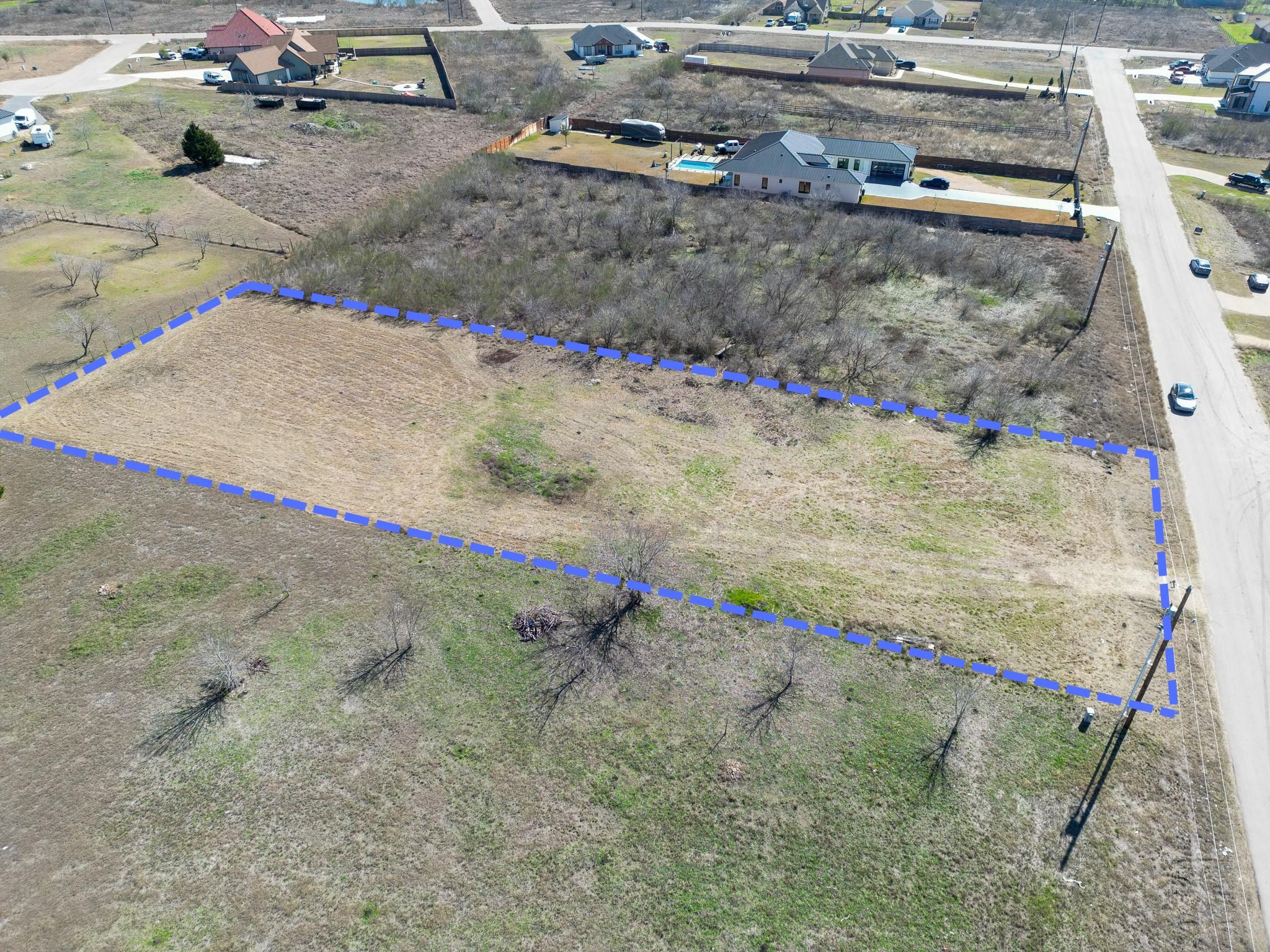 250 Burrobrush St Property Photo 2