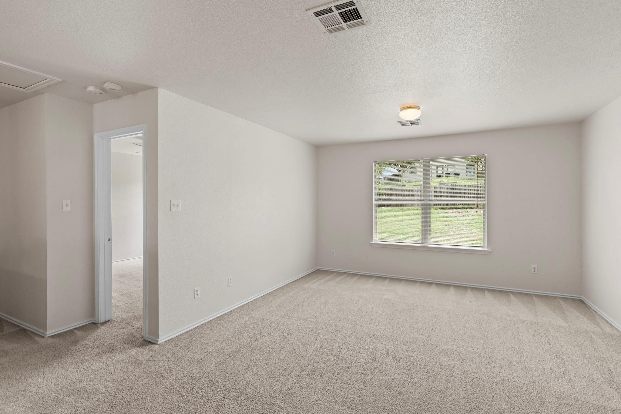 208 Dandelion Loop Property Photo 21