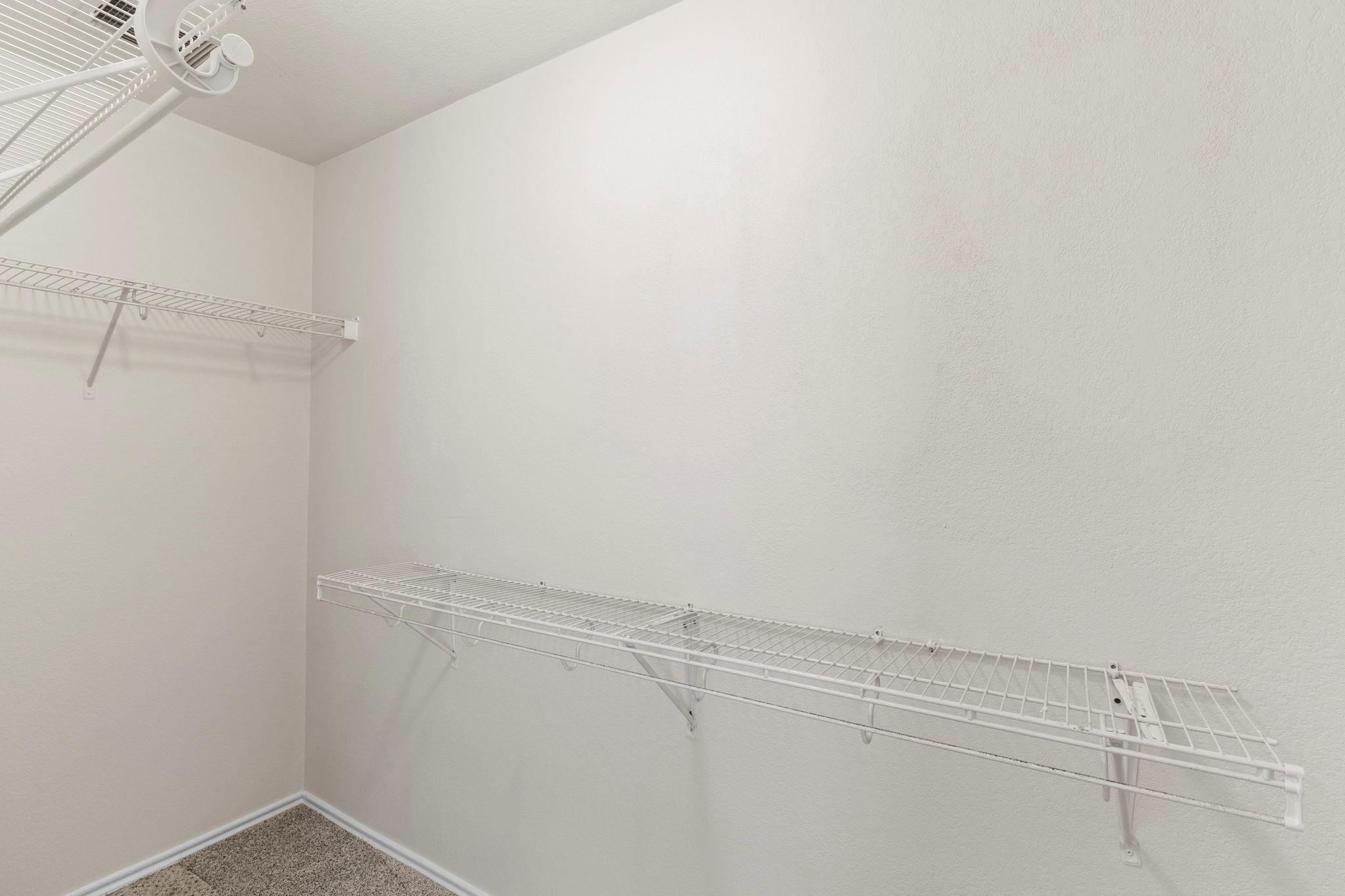 208 Dandelion Loop Property Photo 26