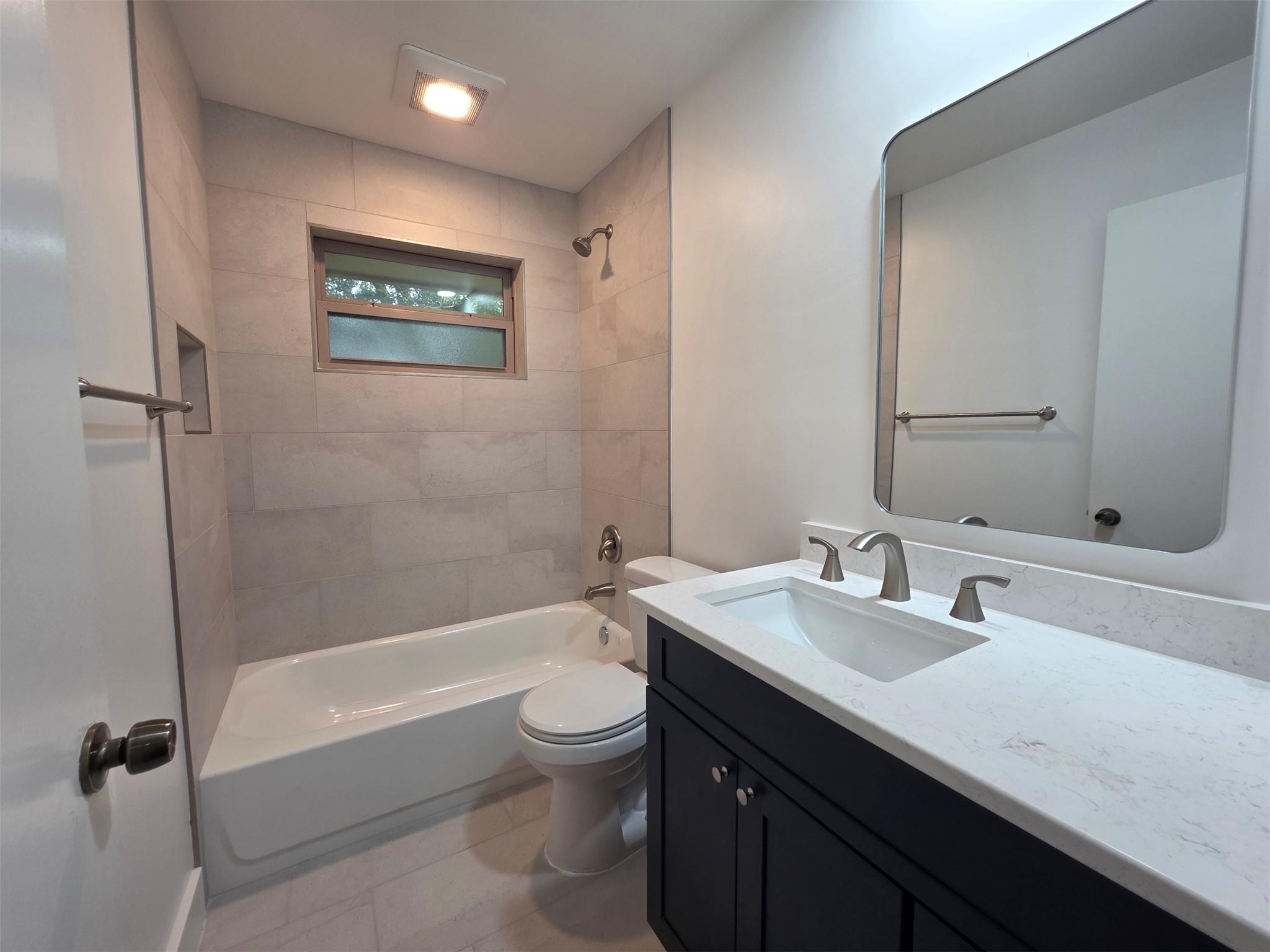 10909 Hillside Oak Ln Property Photo 18