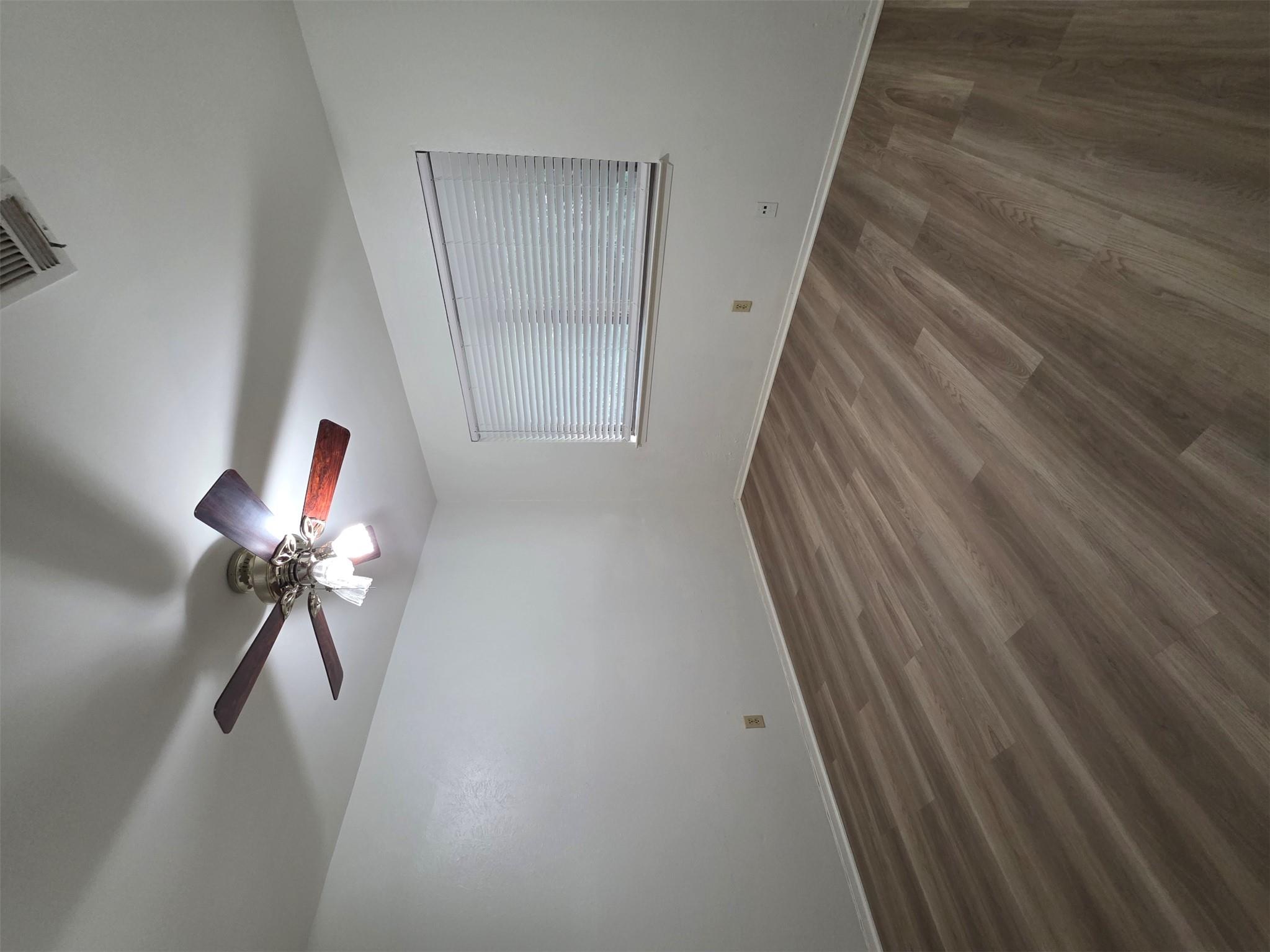 10909 Hillside Oak Ln Property Photo 25
