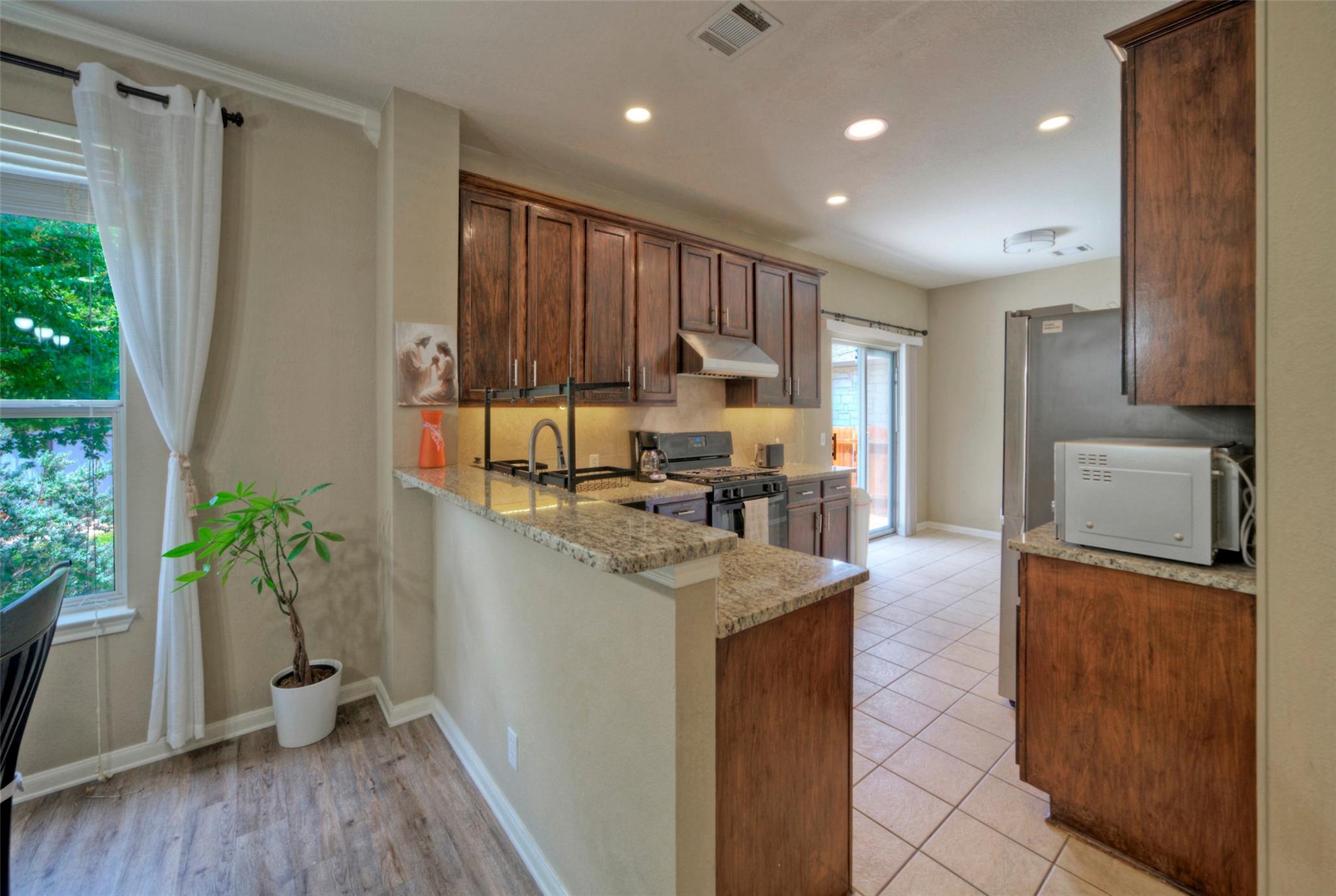 4040 Cargill Dr Property Photo 9