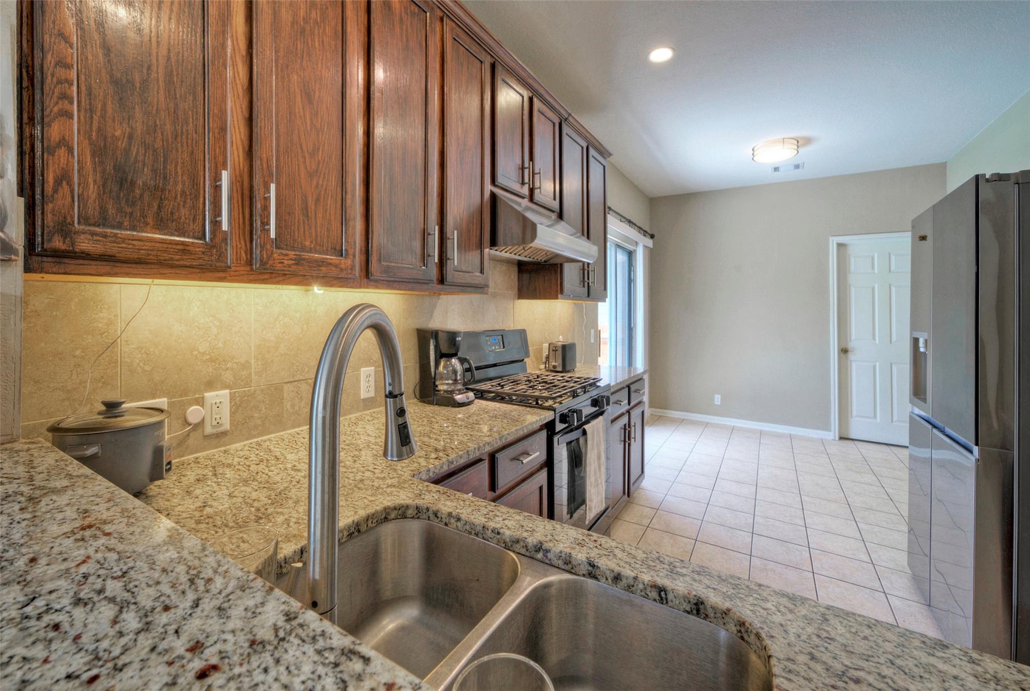 4040 Cargill Dr Property Photo 11