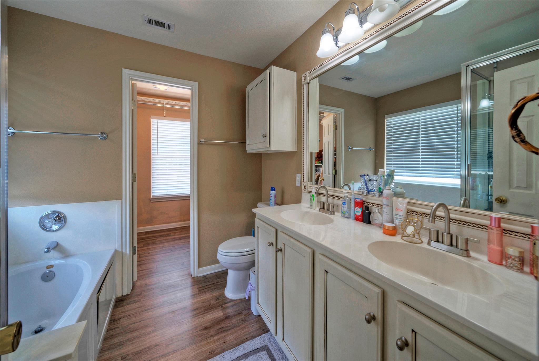 4040 Cargill Dr Property Photo 24