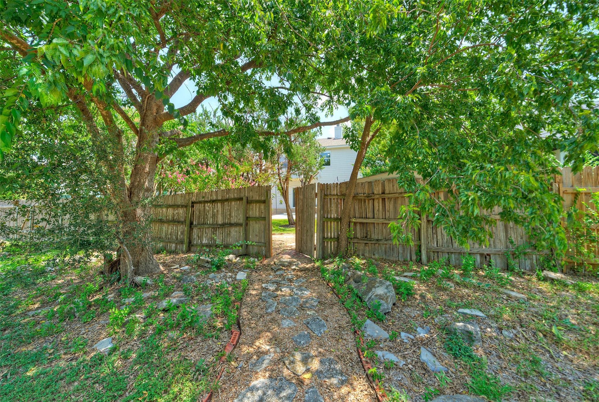 4040 Cargill Dr Property Photo 37
