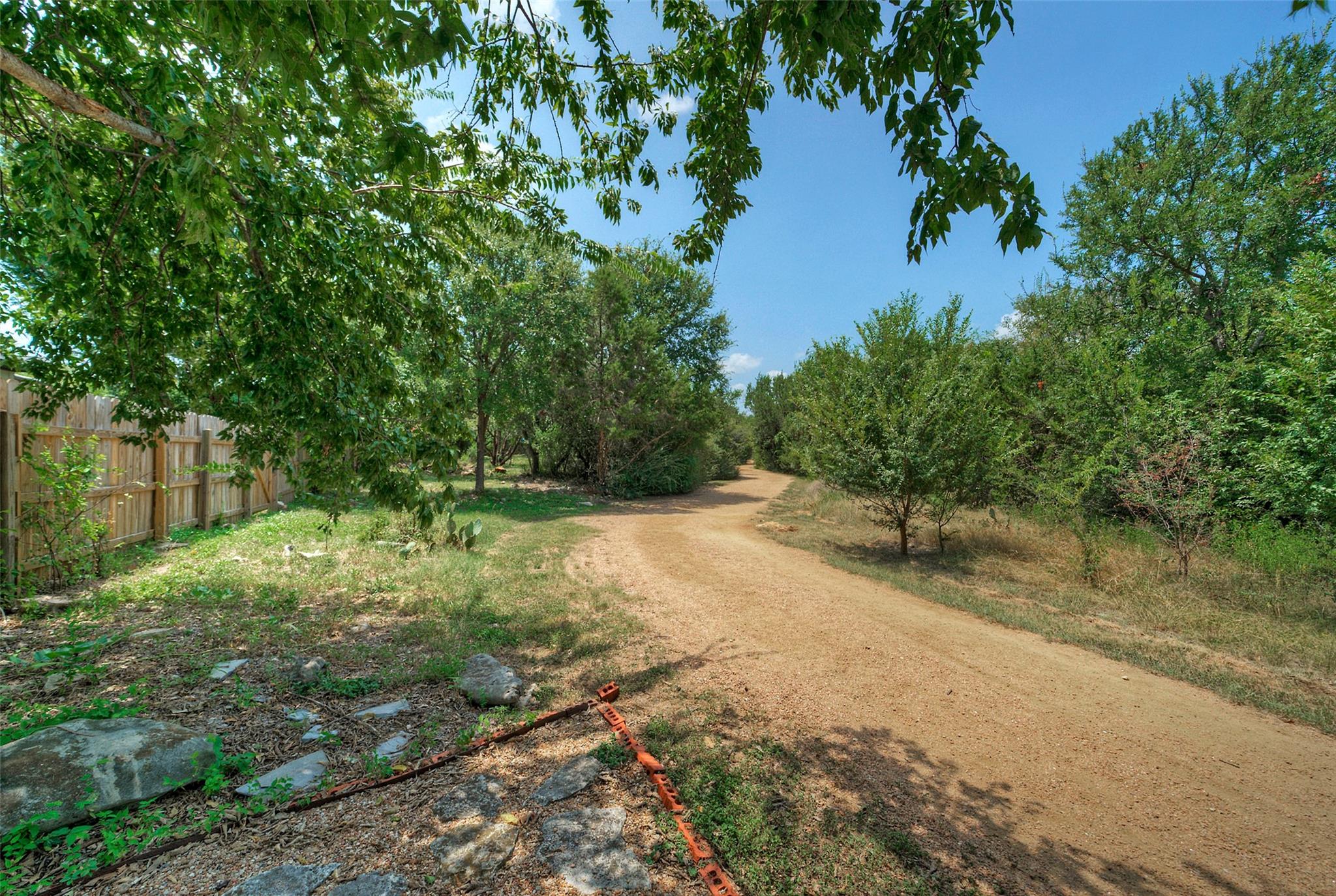 4040 Cargill Dr Property Photo 39