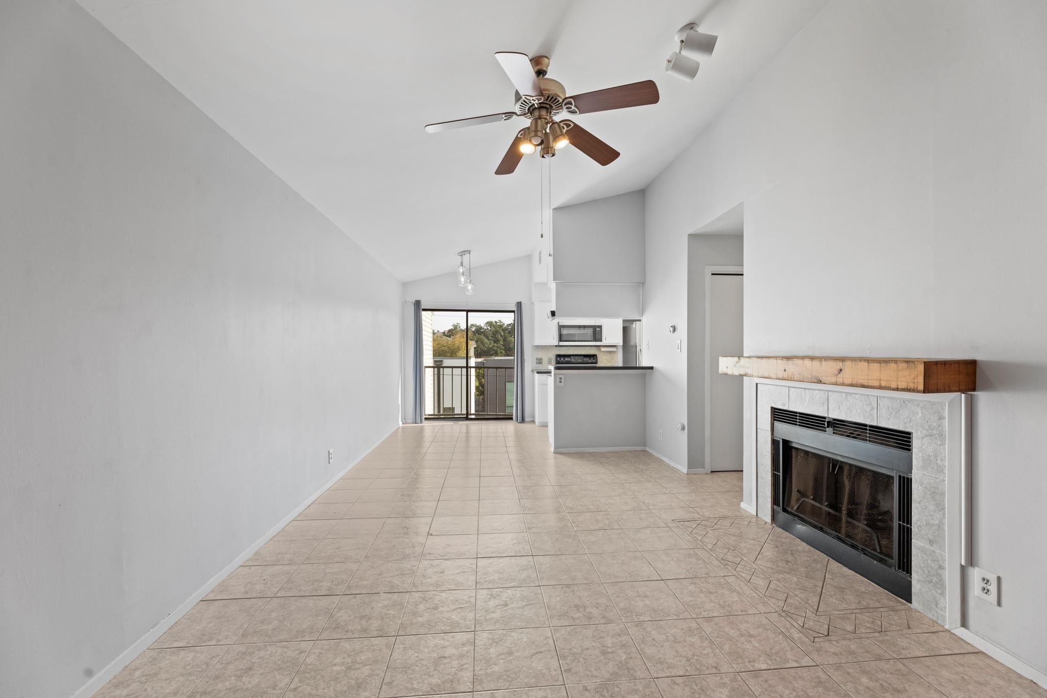 106 E 30th St #308 Property Photo 5