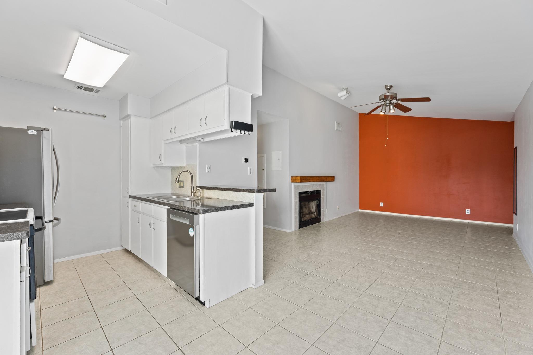 106 E 30th St #308 Property Photo 15