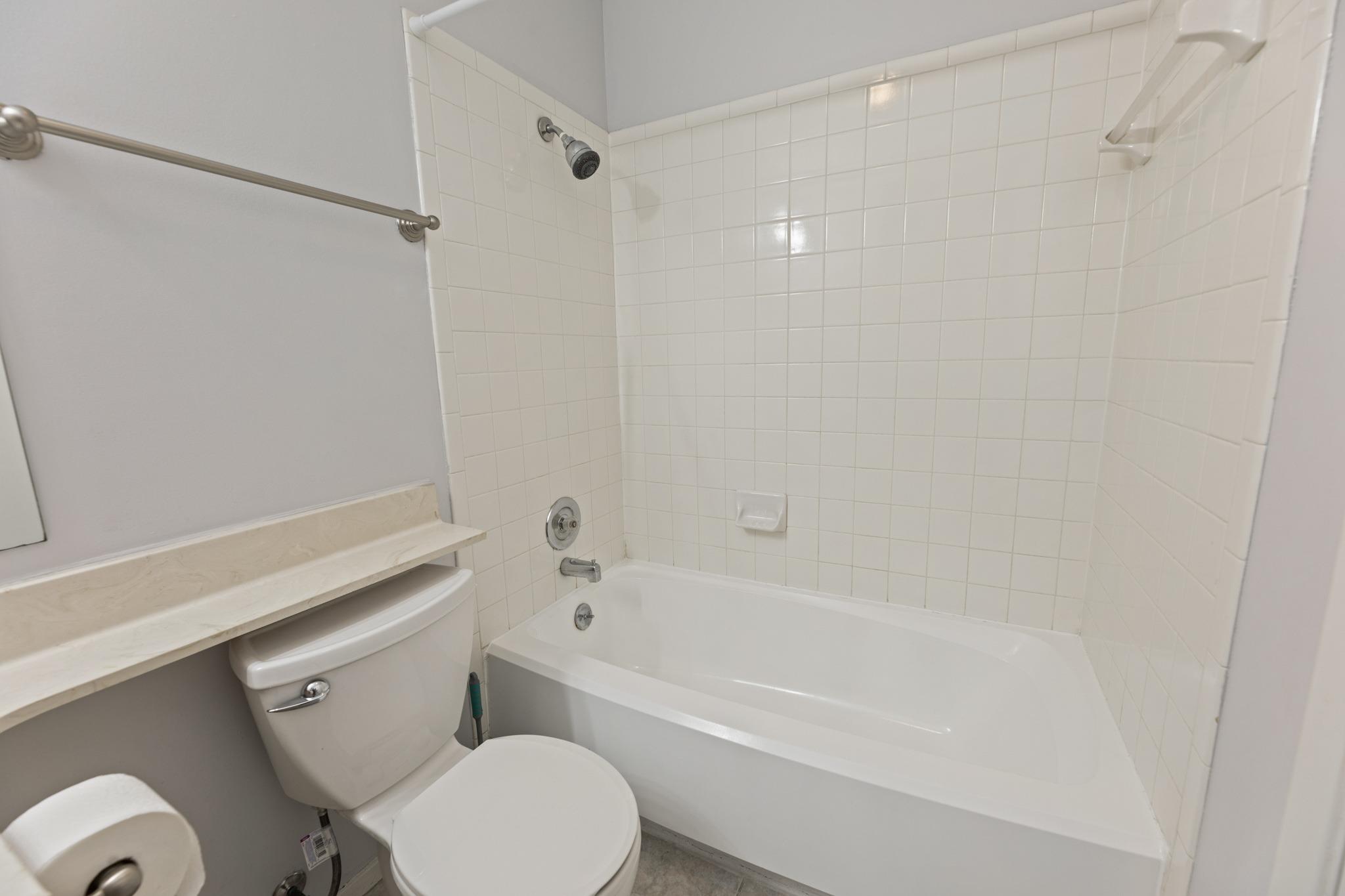 106 E 30th St #308 Property Photo 28