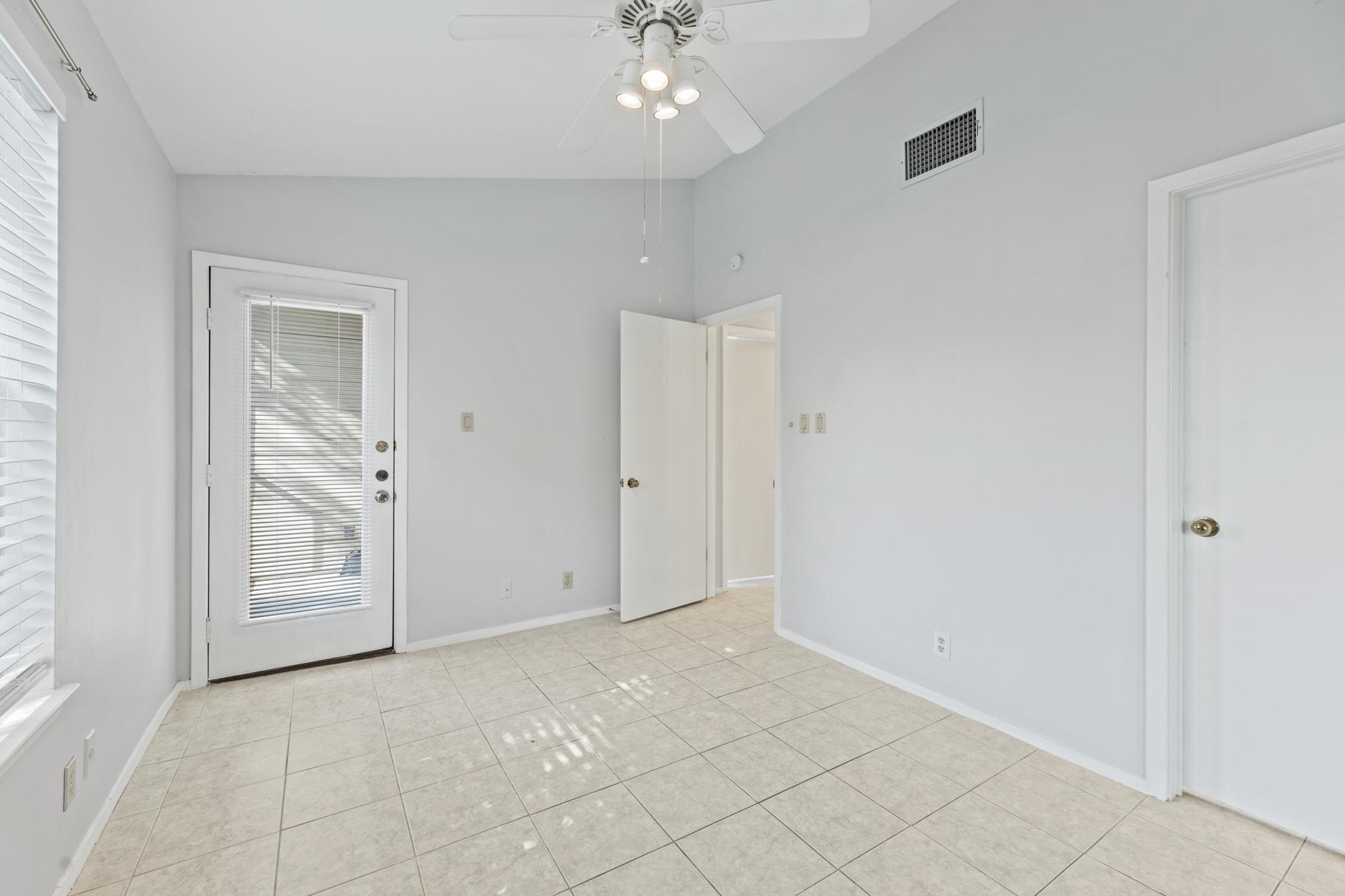 106 E 30th St #308 Property Photo 33