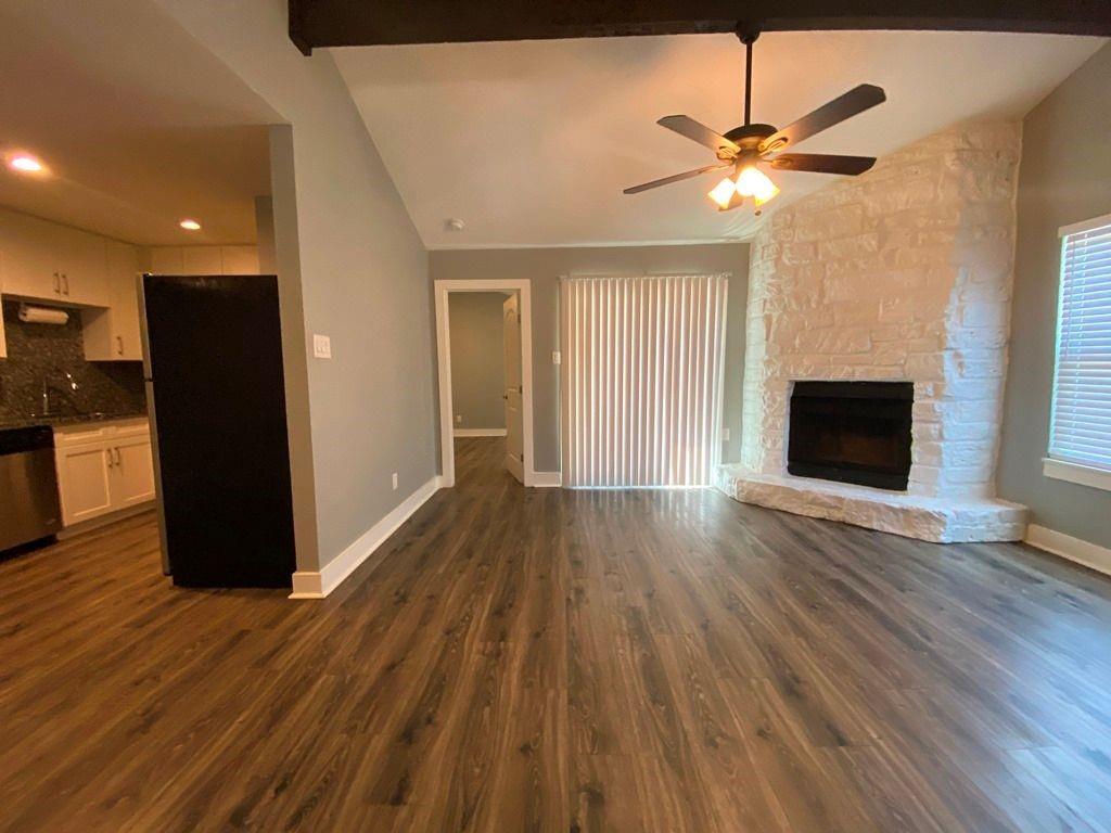 3411 Lynridge Dr #b Property Photo 10