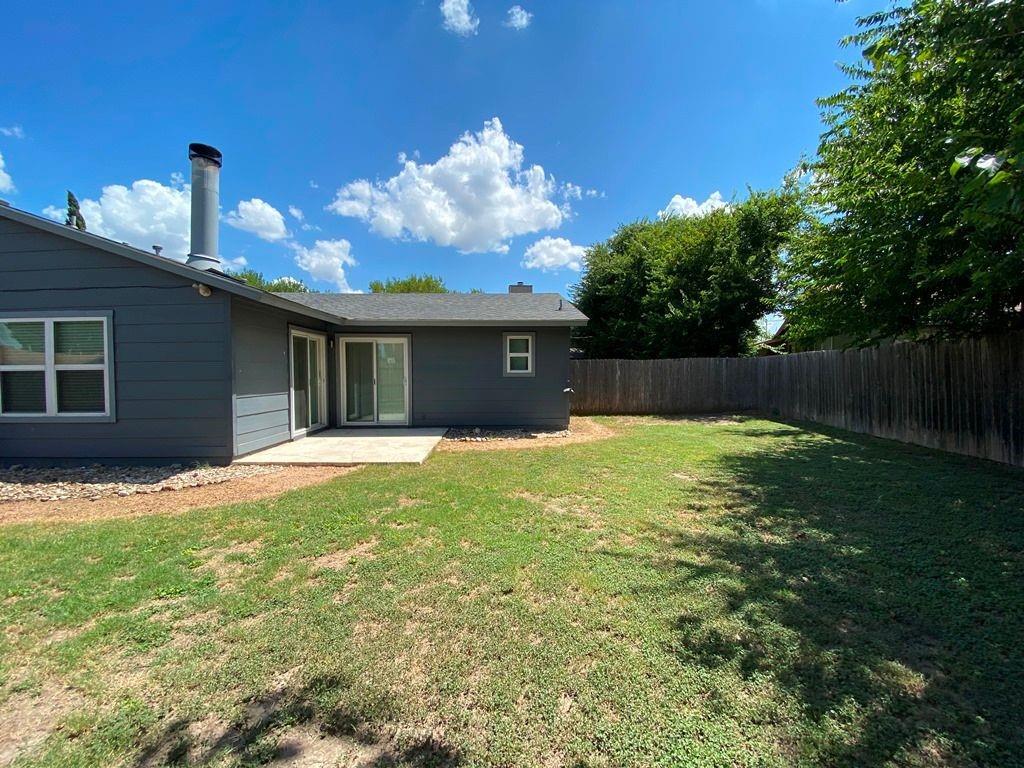 3411 Lynridge Dr #b Property Photo 25