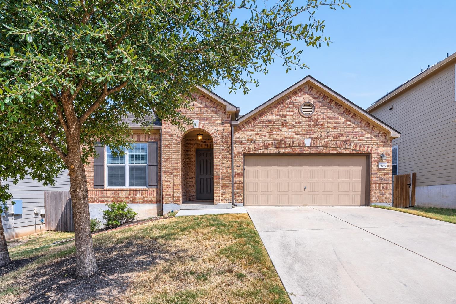 6808 Ondantra Bnd Property Photo 1