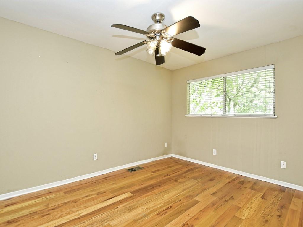 604 Franklin Blvd #b Property Photo 12