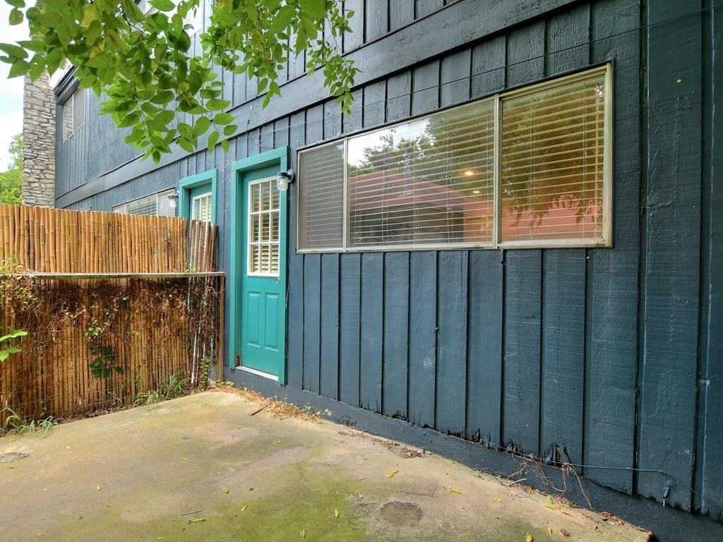 604 Franklin Blvd #b Property Photo 17