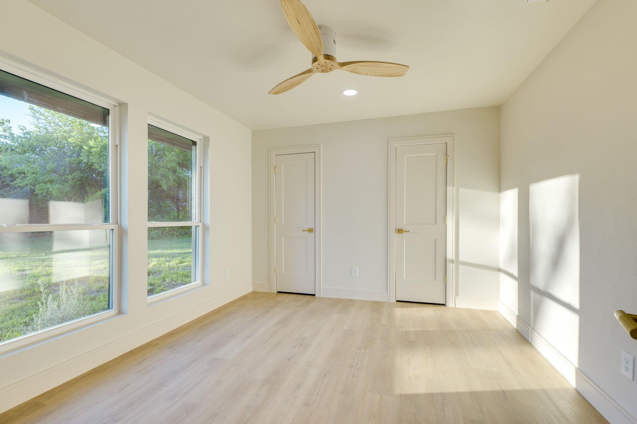 9909 Oliver Dr Property Photo 25