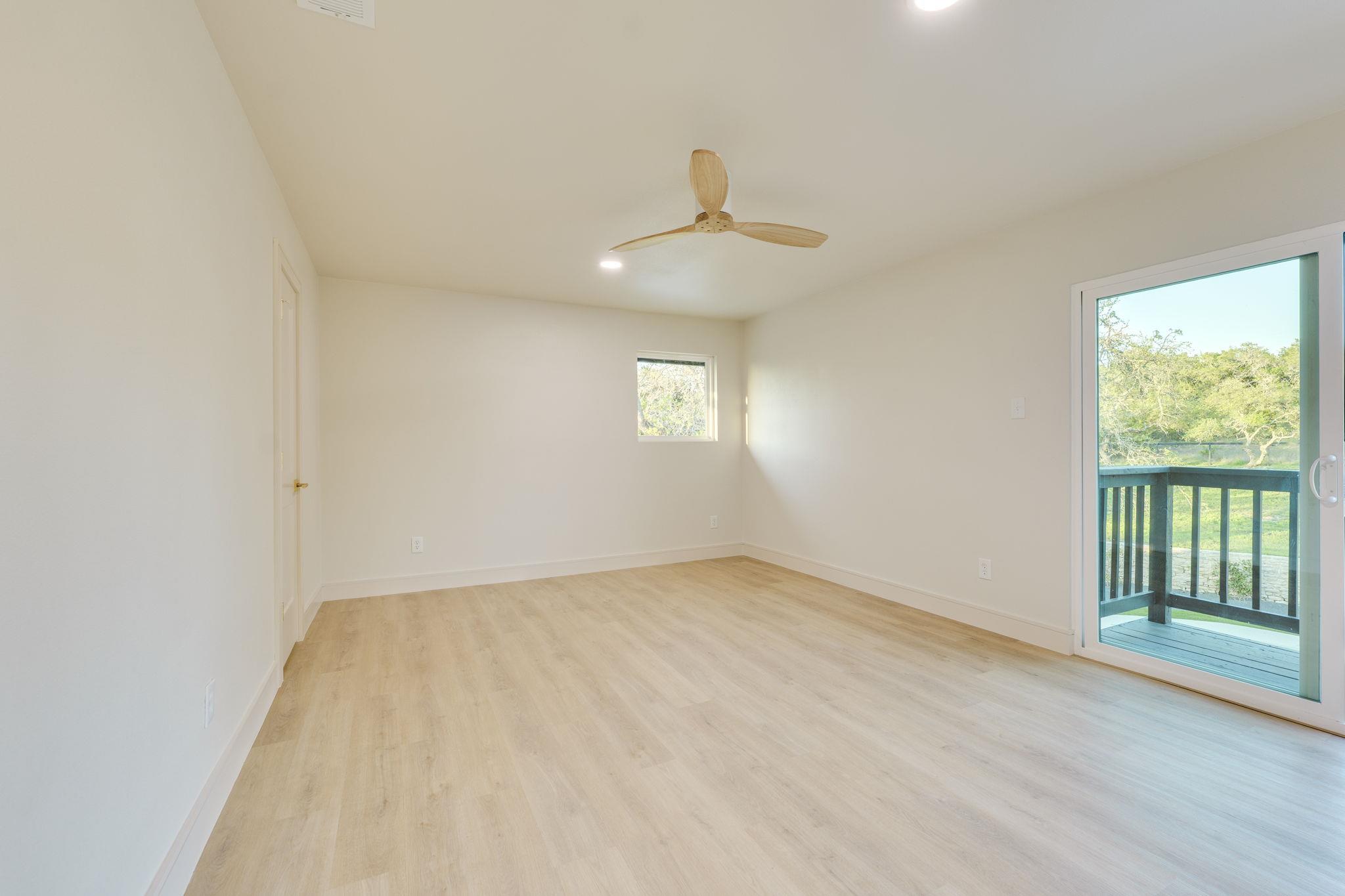 9909 Oliver Dr Property Photo 34