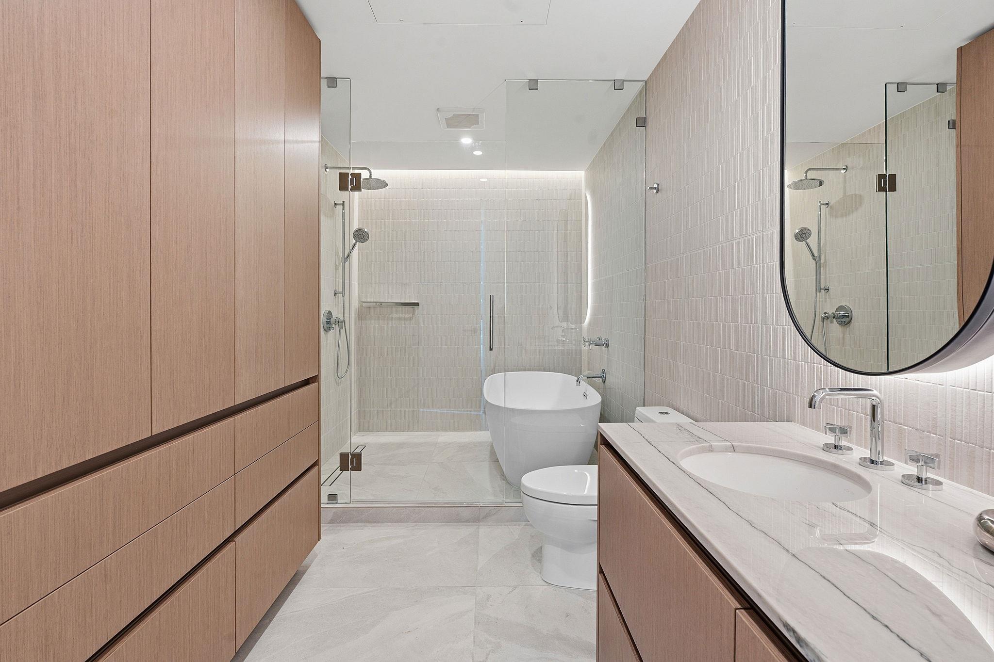 610 Davis St #4102 Property Photo 18