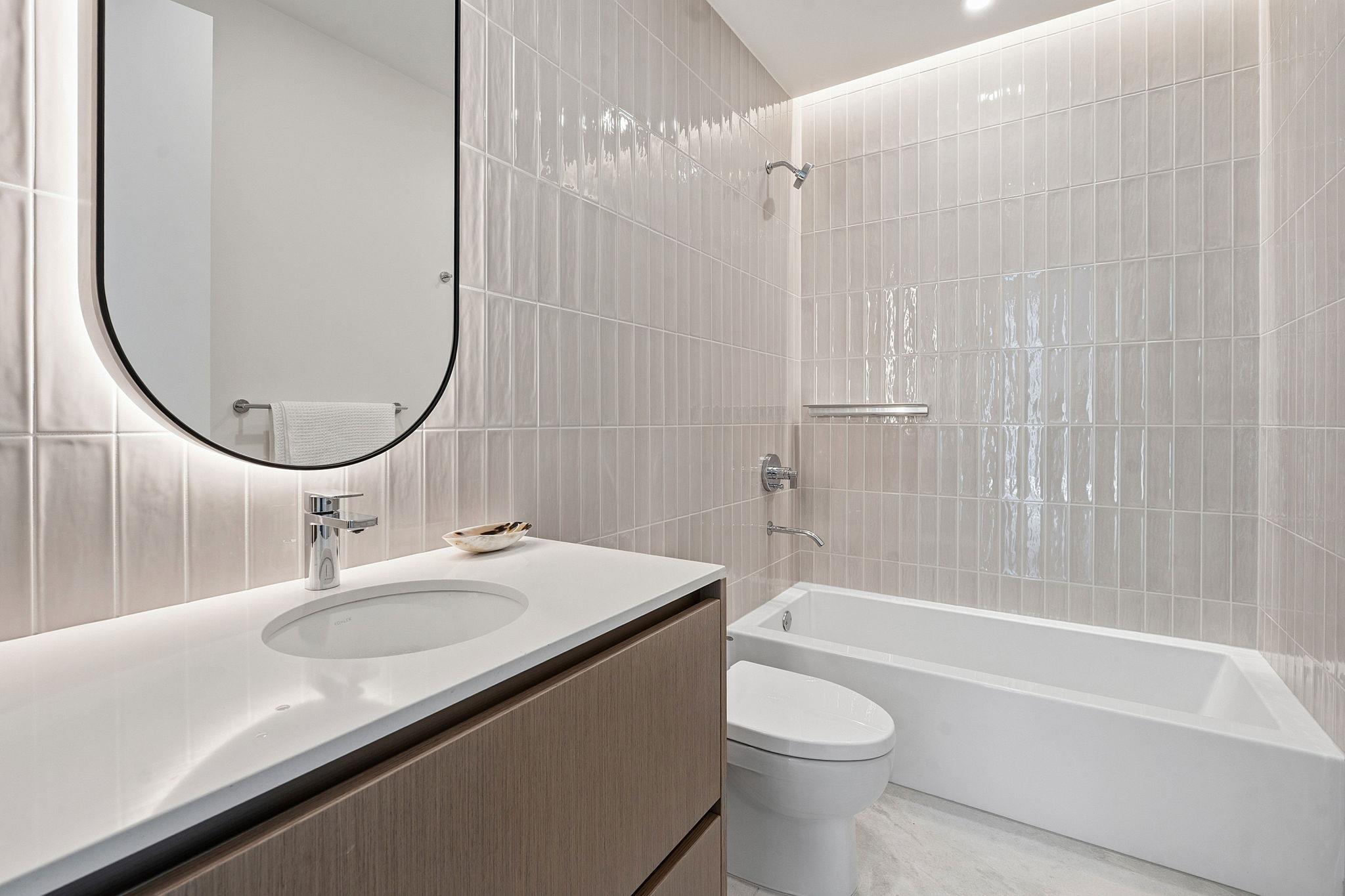 610 Davis St #4102 Property Photo 24