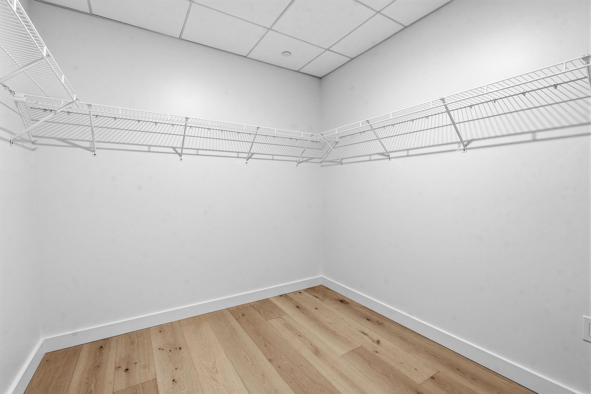610 Davis St #4102 Property Photo 25