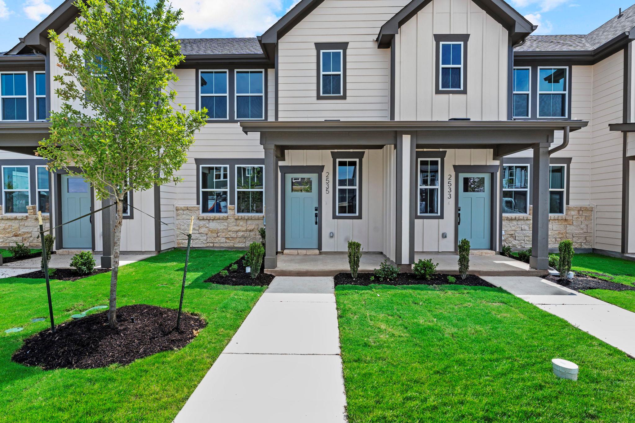 2535 Violet Theo Ln Property Photo 1