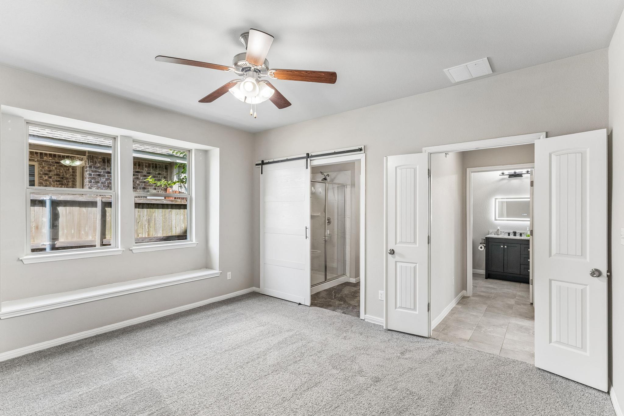 689 Nautical Loop Property Photo 15