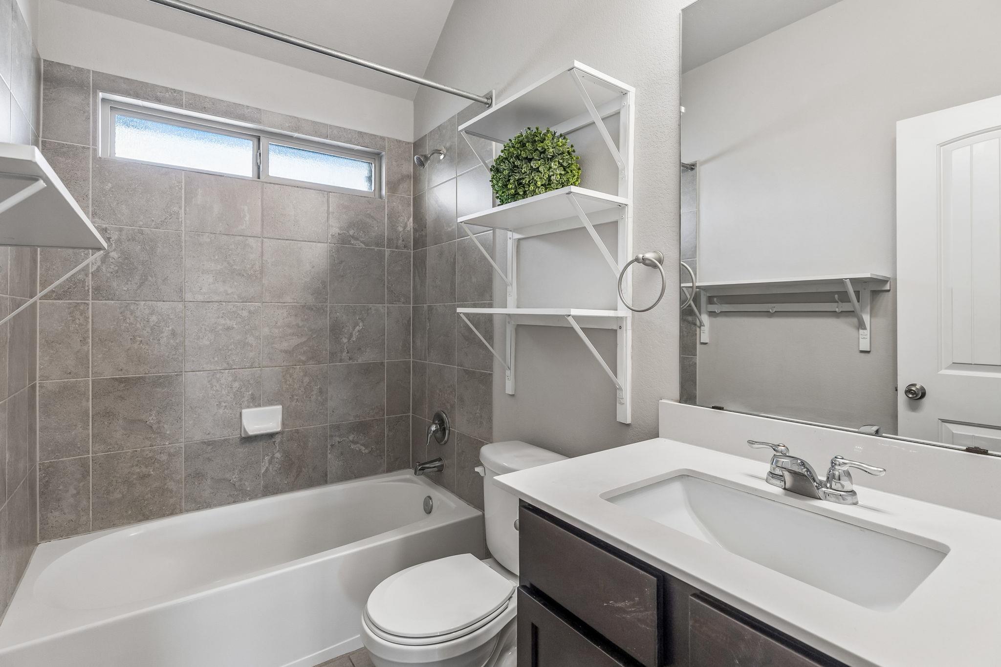 689 Nautical Loop Property Photo 27