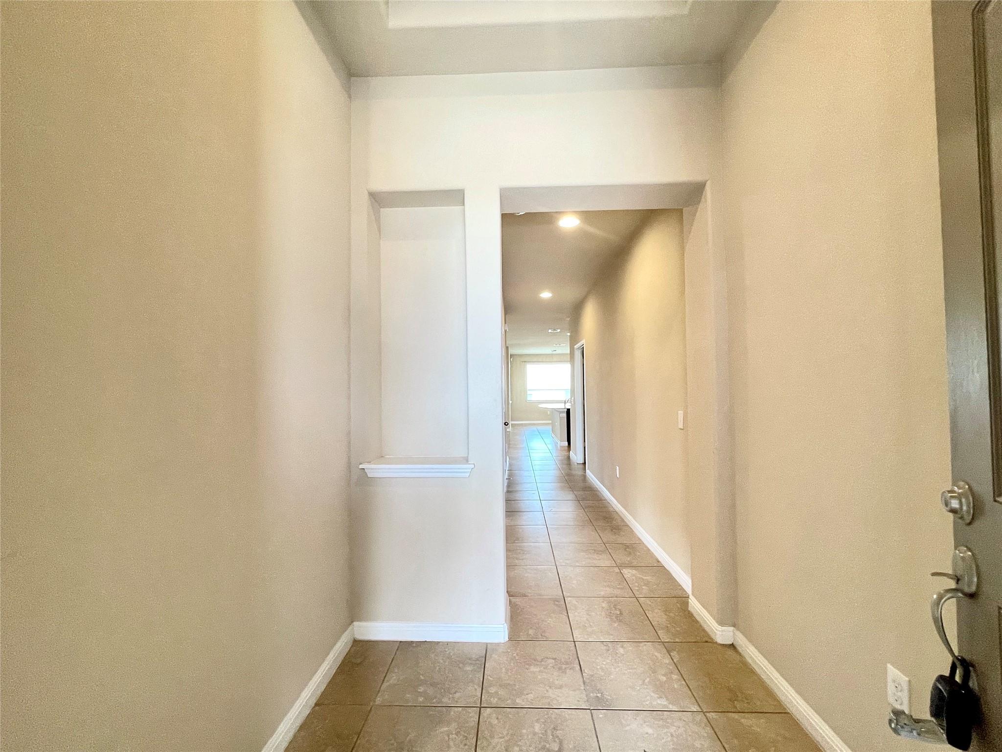 16412 Vescovo Ln Property Photo 5