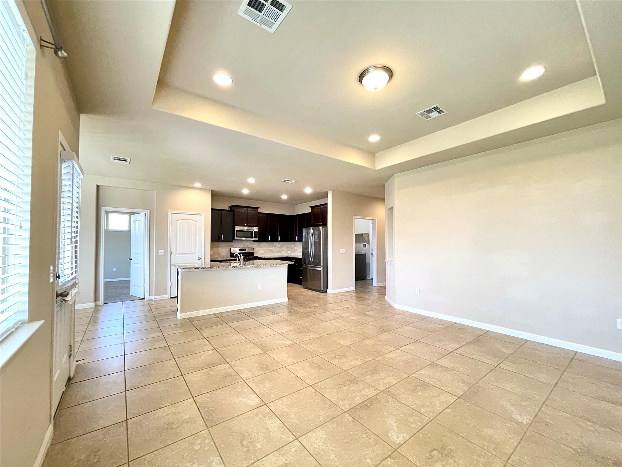 16412 Vescovo Ln Property Photo 10