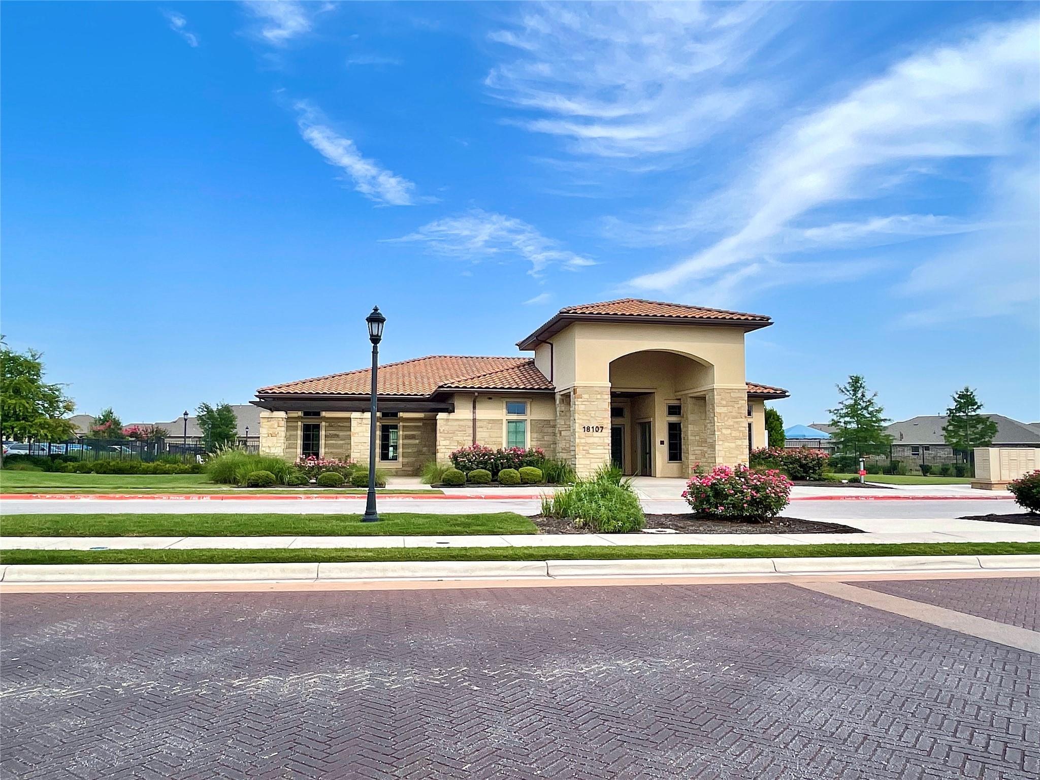 16412 Vescovo Ln Property Photo 27