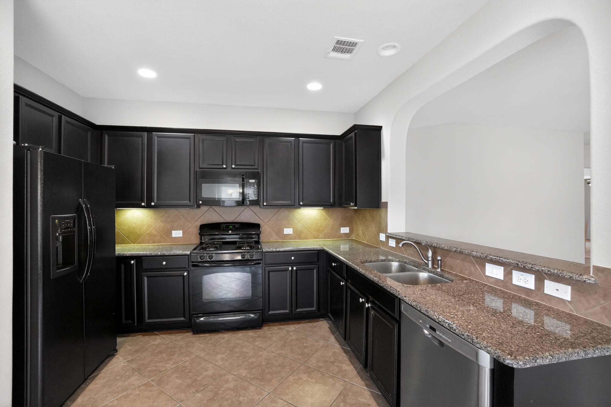 1313 April Meadows Loop Property Photo 7