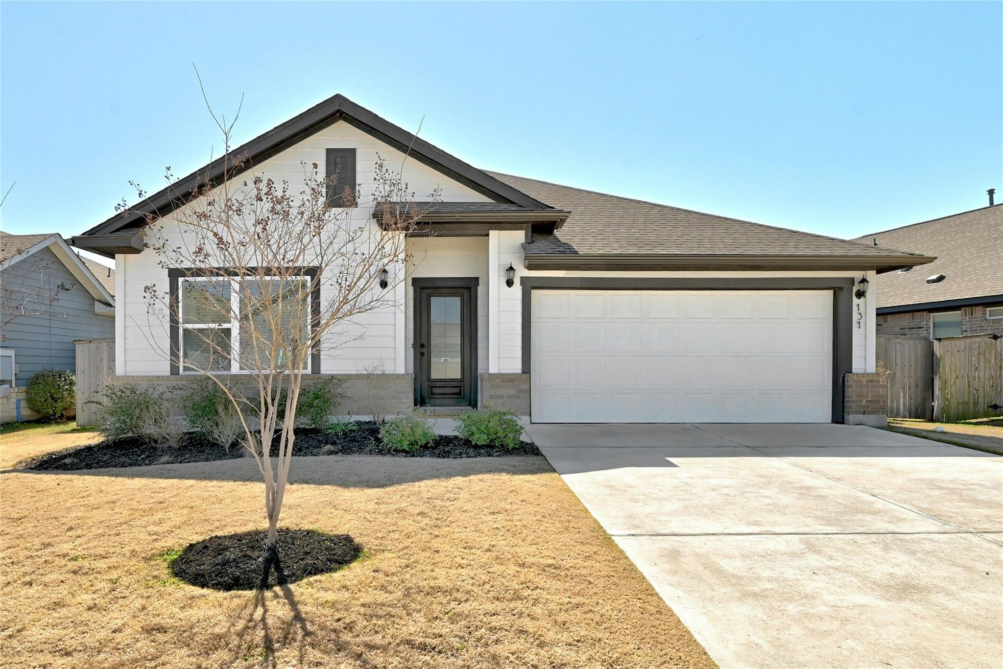 131 James Rose Ln Property Photo 1