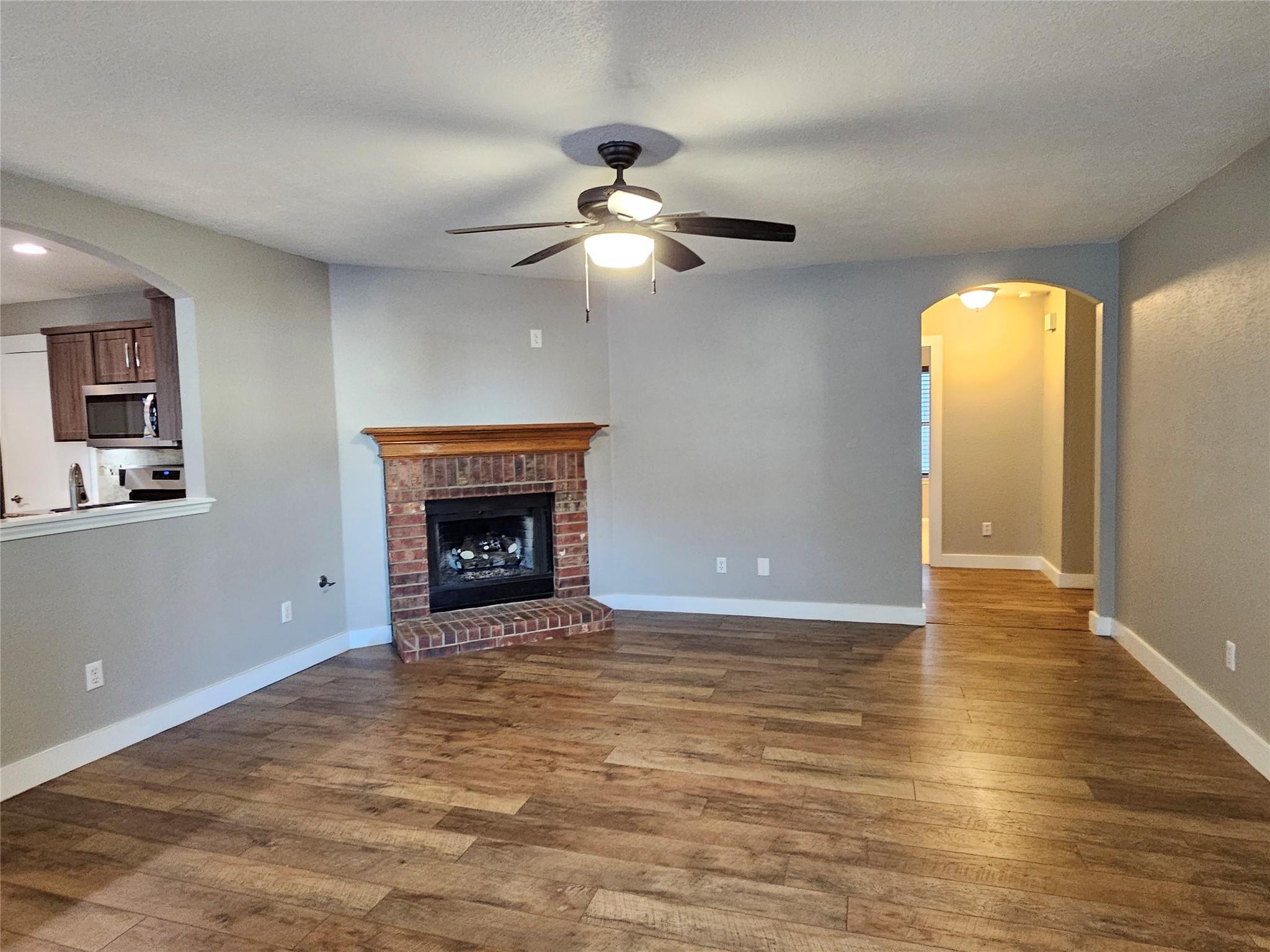 3932 Haleys Way Property Photo 6