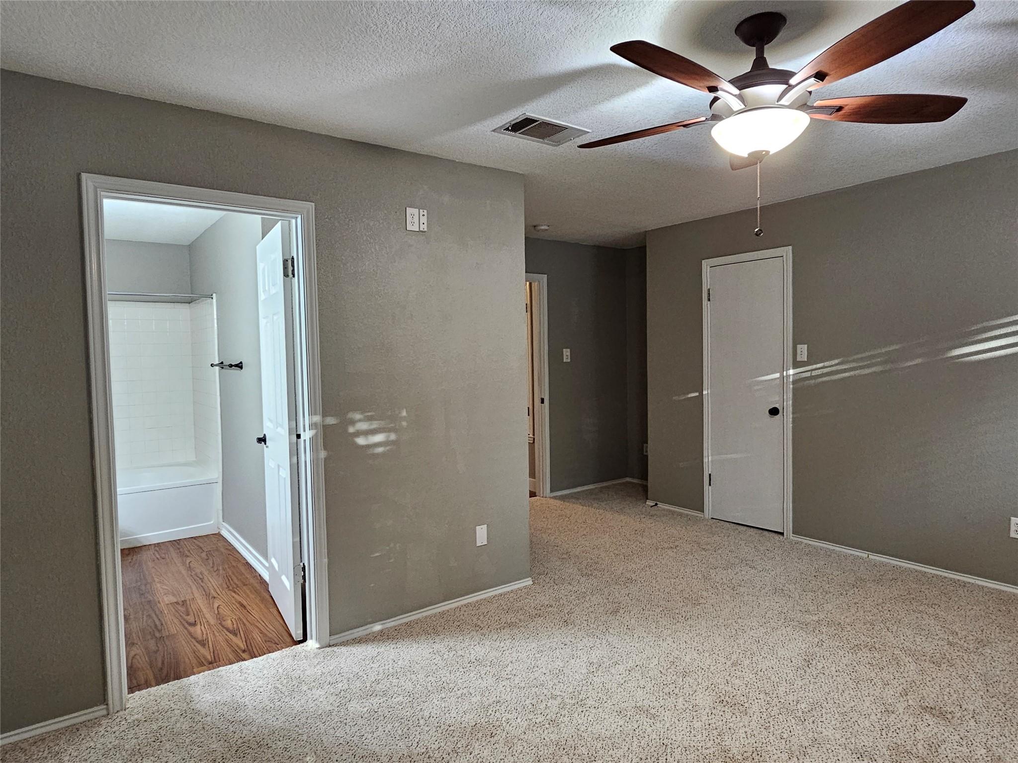 3932 Haleys Way Property Photo 15