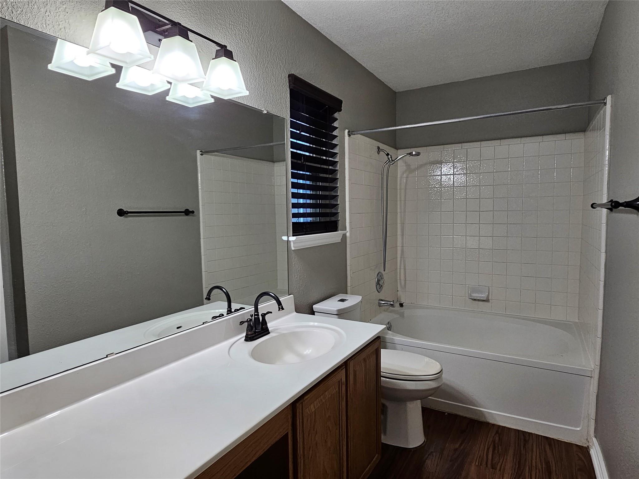 3932 Haleys Way Property Photo 16