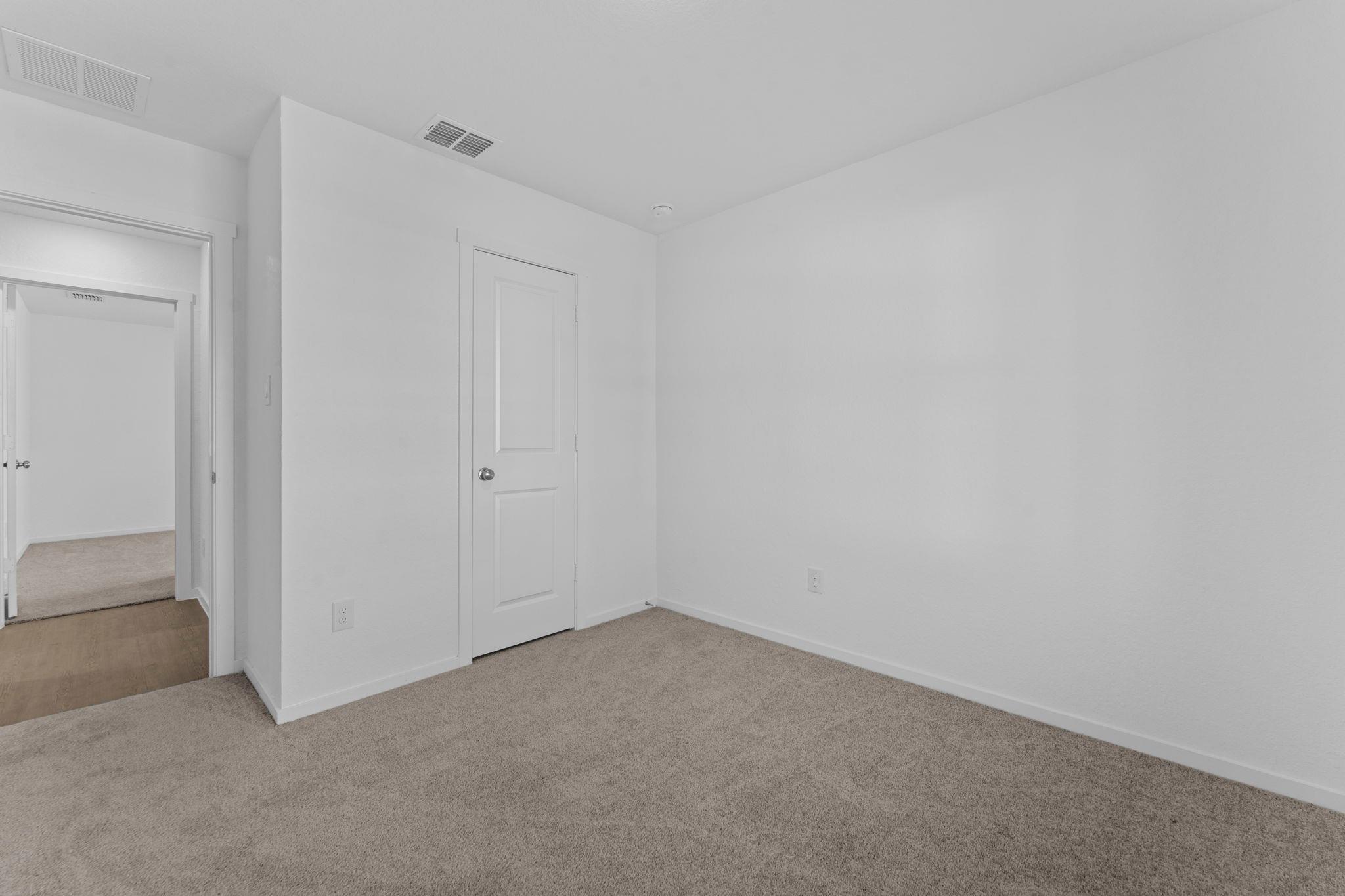103 Ellendale Pl Property Photo 8